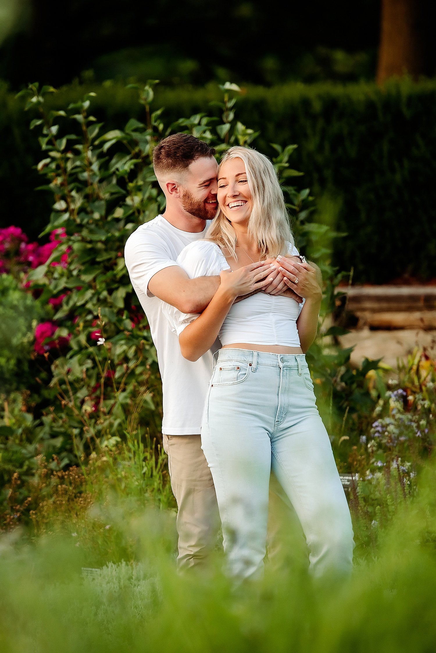 Longwood_Gardens_Summer_Engagement_Photos_0030.jpg