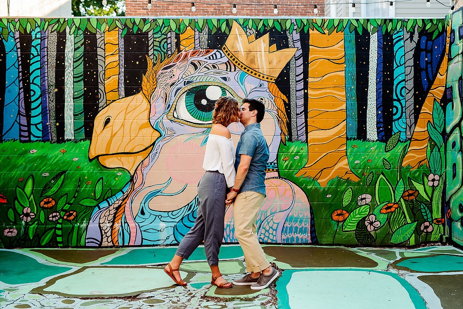 Downtown_York_Royal_Square_Murals_Summer_Engagement_Session_0013.jpg