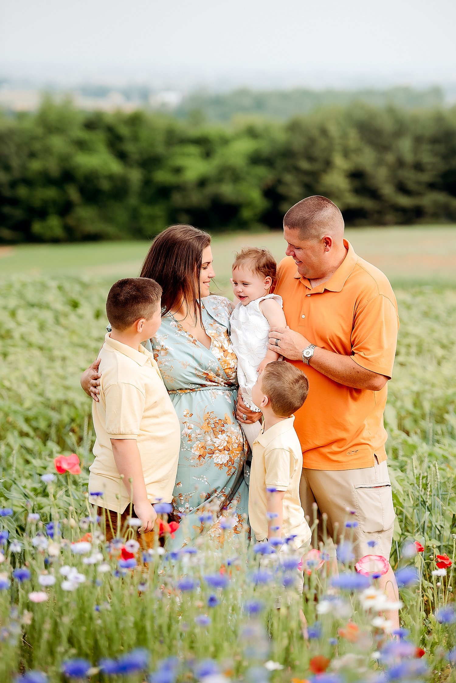 Wildflower_Lookout_Lancaster_PA_Summer_Family_Session_0016.jpg