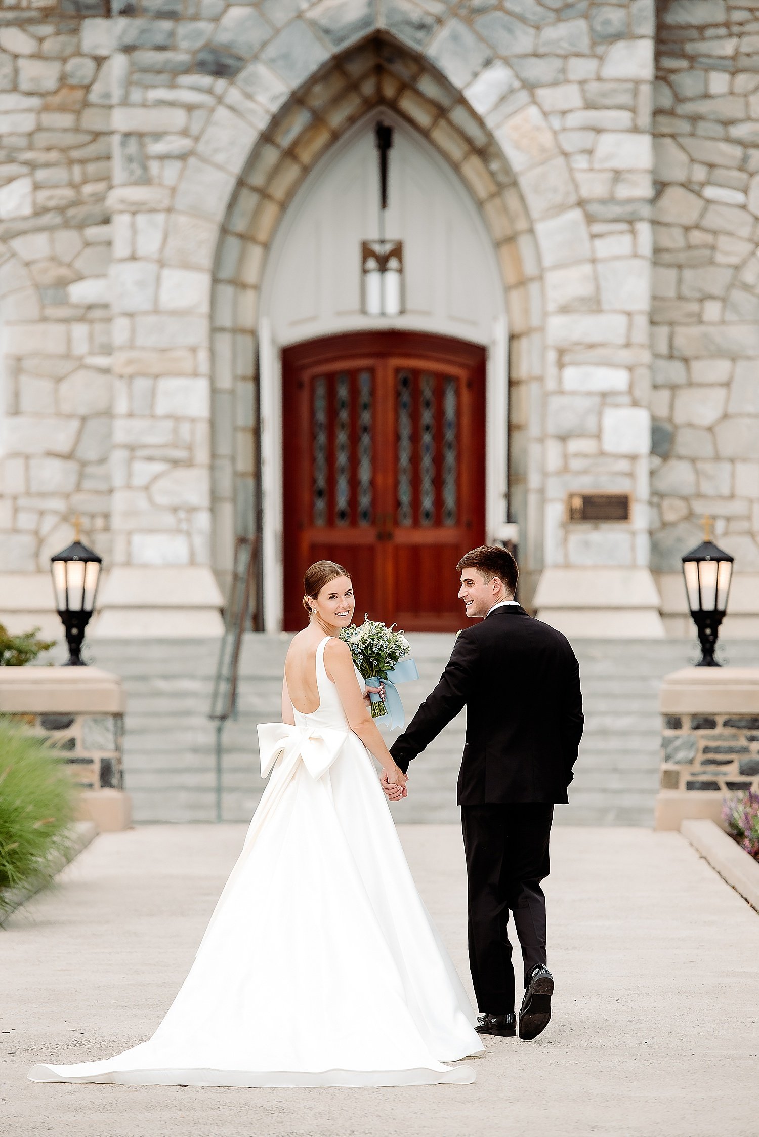 Intimate_Villanova_Summer_Wedding_0127.jpg