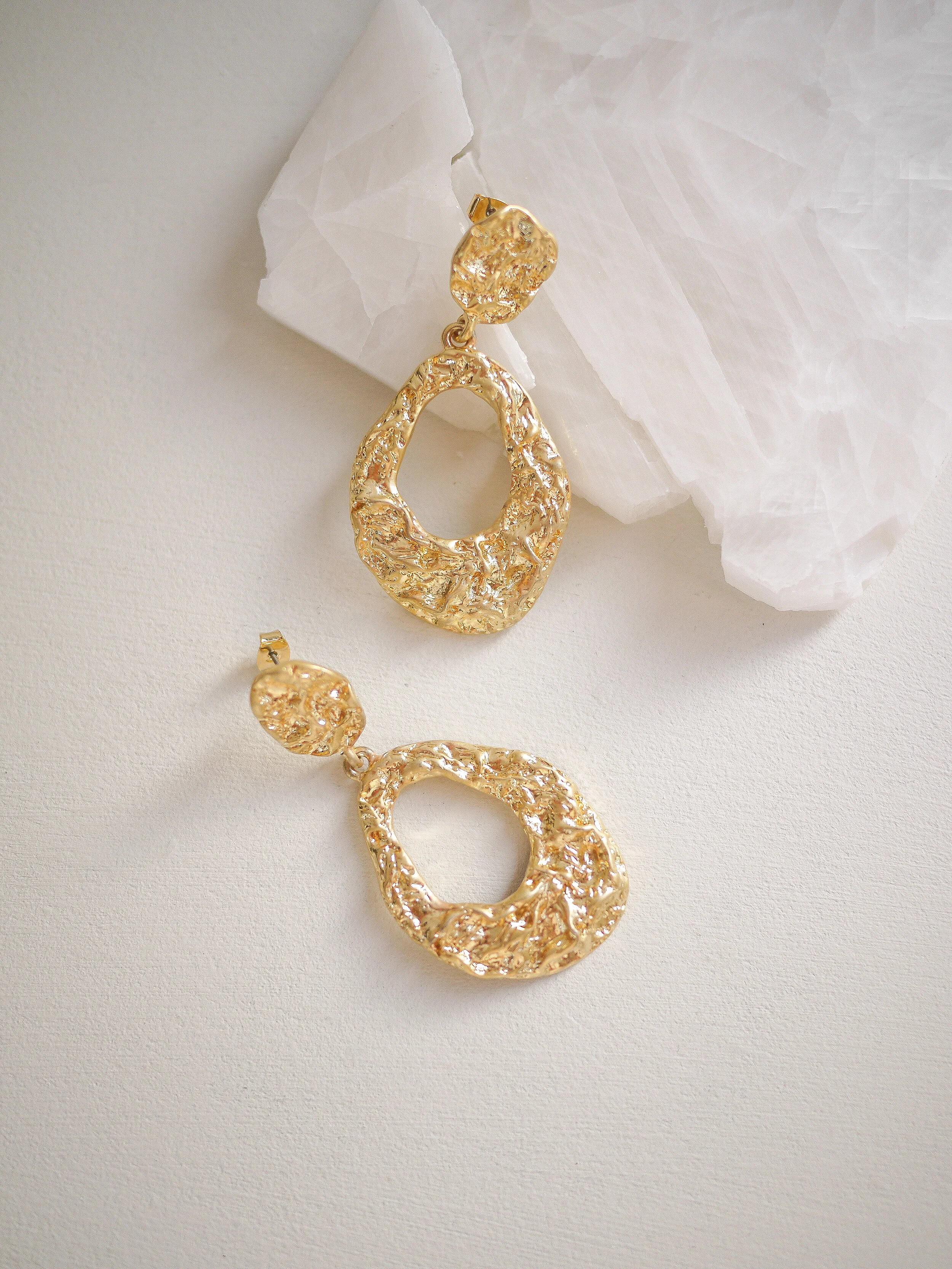 C0ACE6D2-3EEC-4DAC-BD3D-F873093D1E40