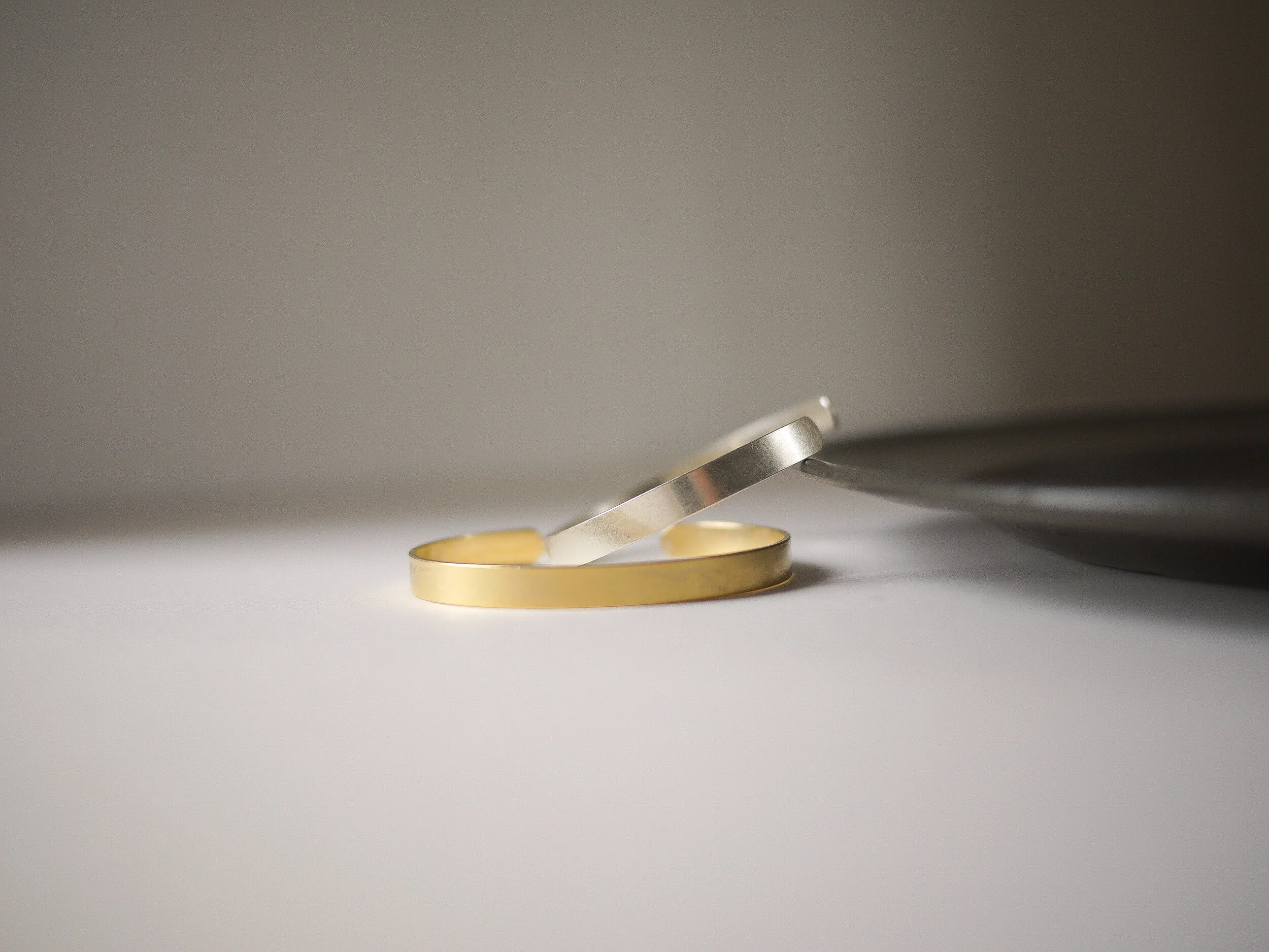 B7939E81-AB71-4985-BA81-879352100E08