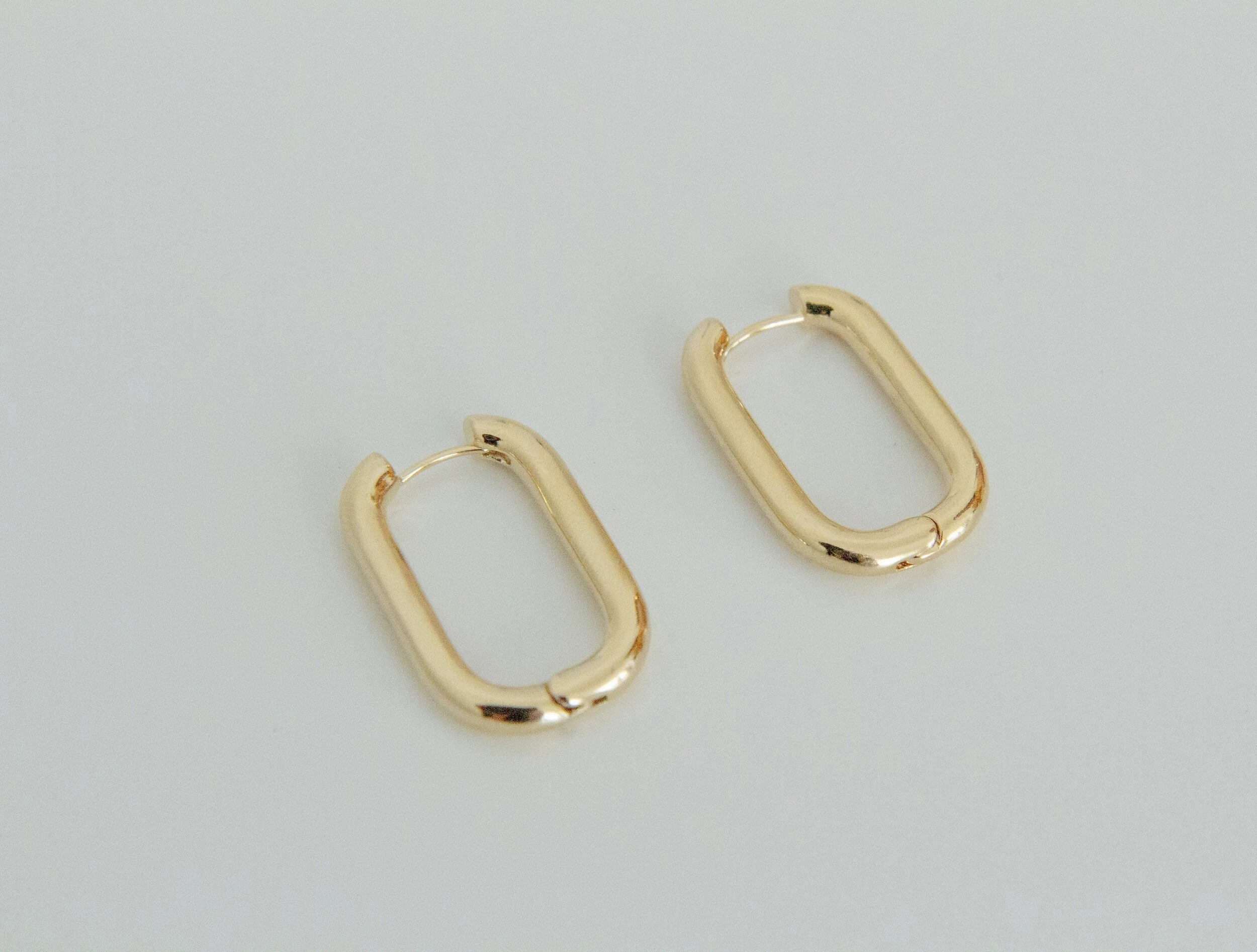 3922C66C-4DF4-4E8F-950B-E4D601A6F299