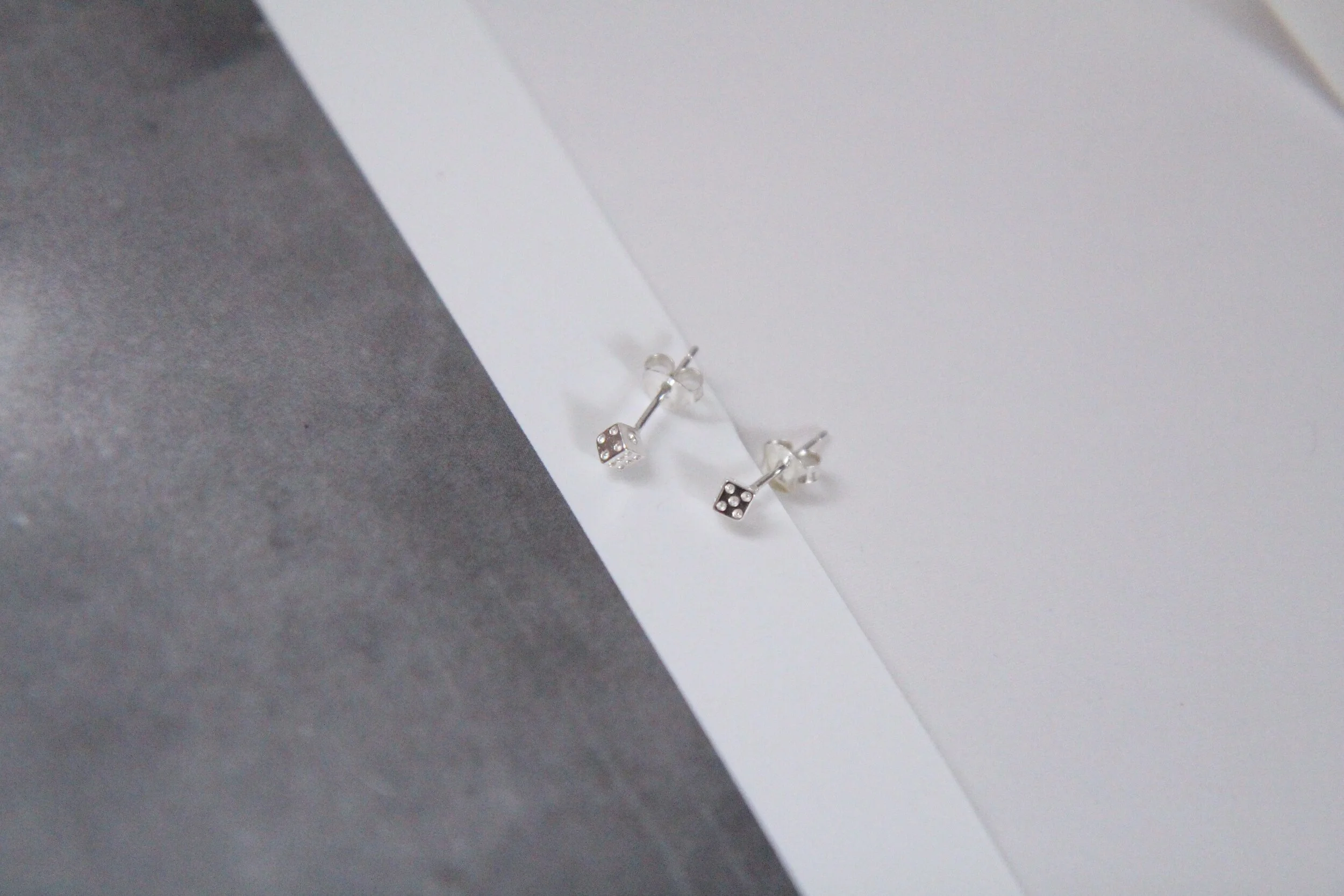 1B79E274-5A2B-4762-991E-EF87F12232DB