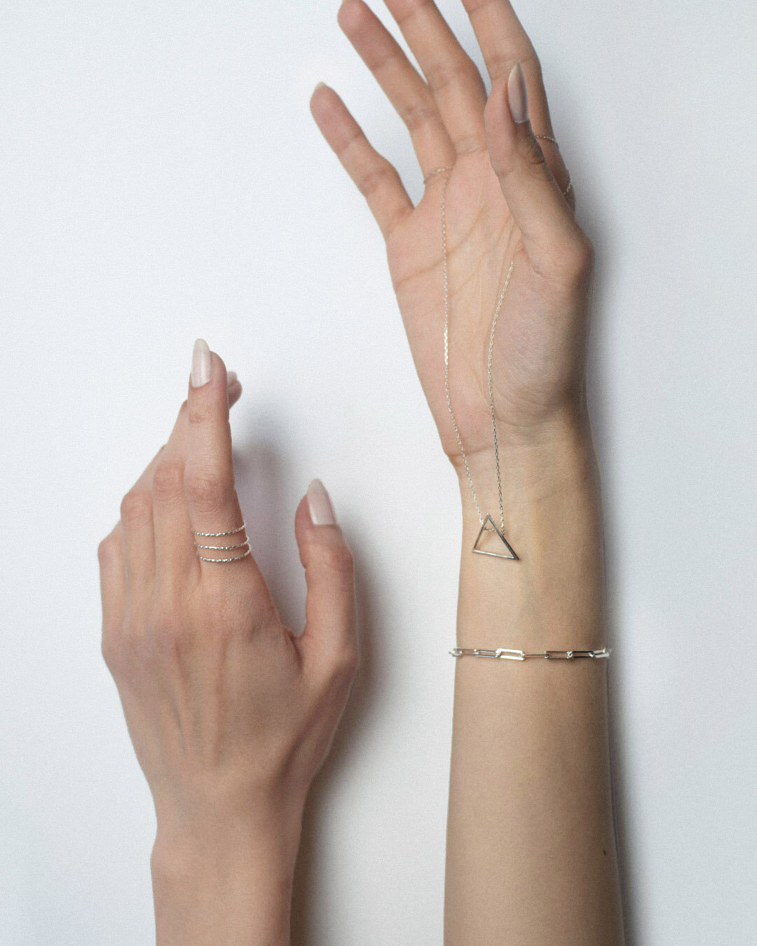 1058614F-4C3B-446A-80E7-353BF1D10667