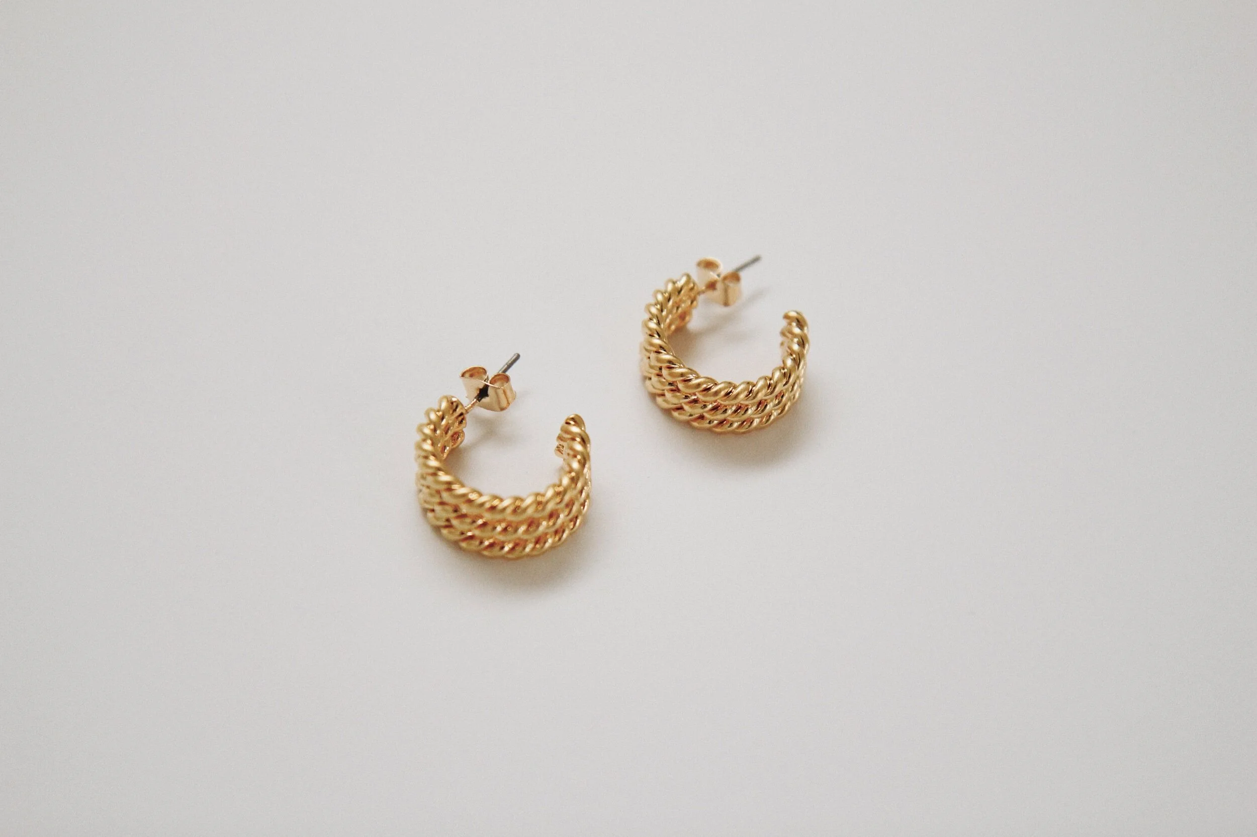 CC4727BA-25EC-44C3-B73F-53B299847FD3