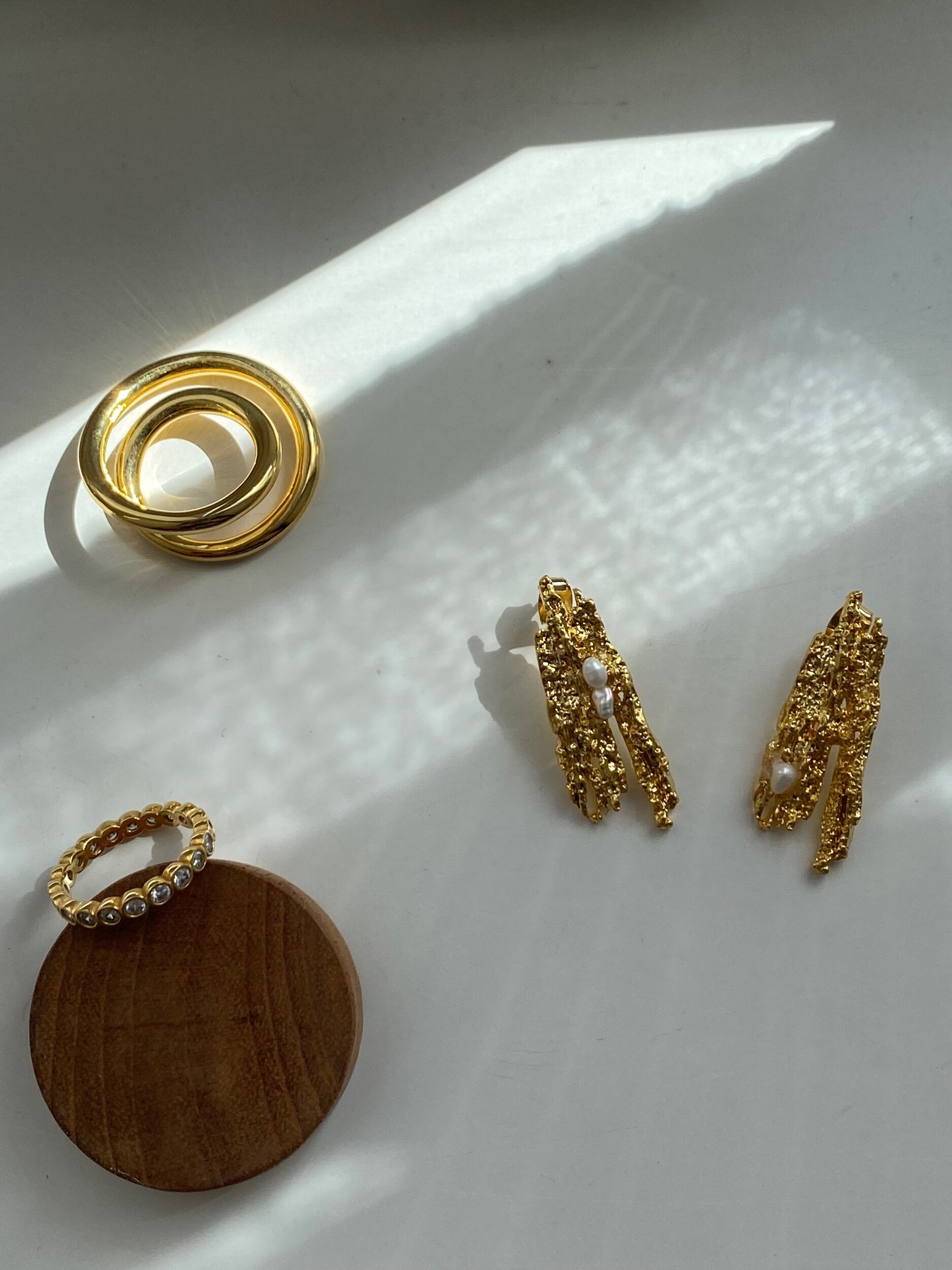 EFD1F974-561F-40A6-BBB2-A675A71C823A