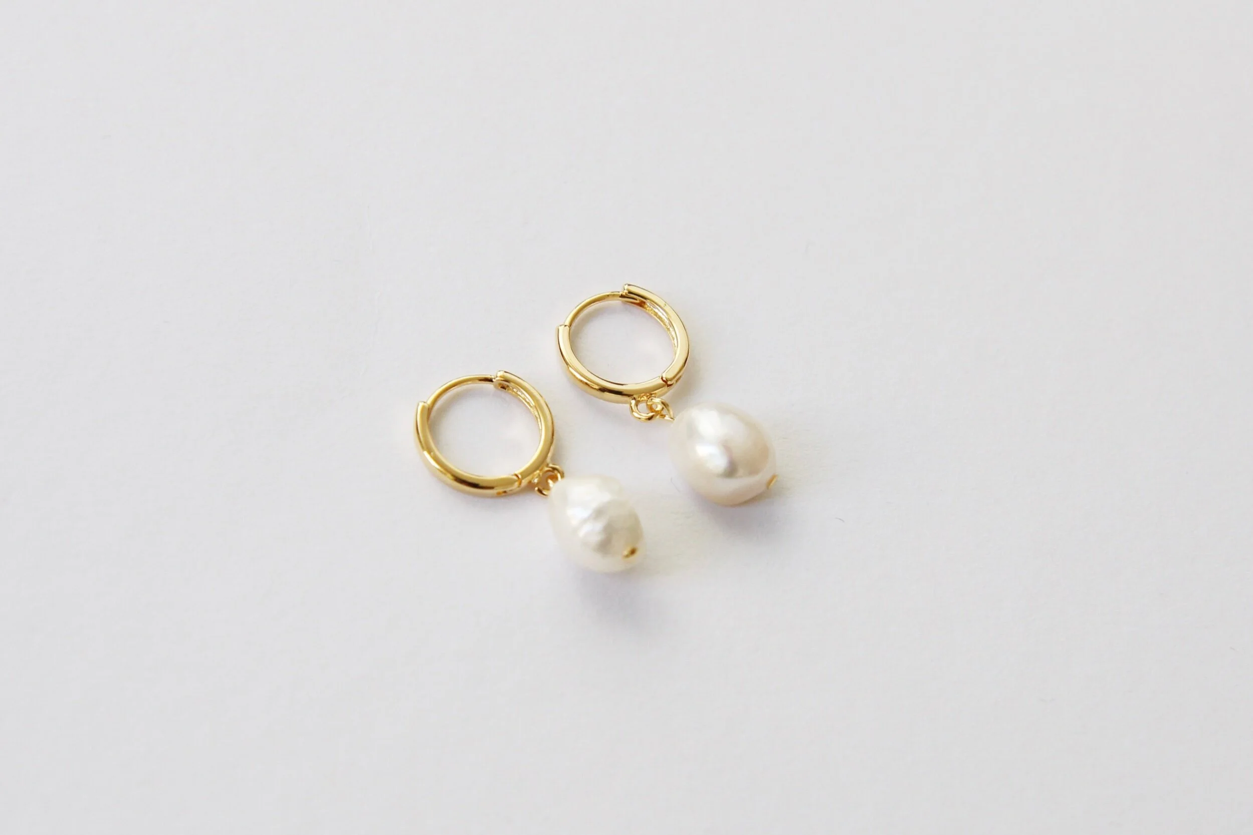 D235073B-8394-4626-A1ED-8A4271619535