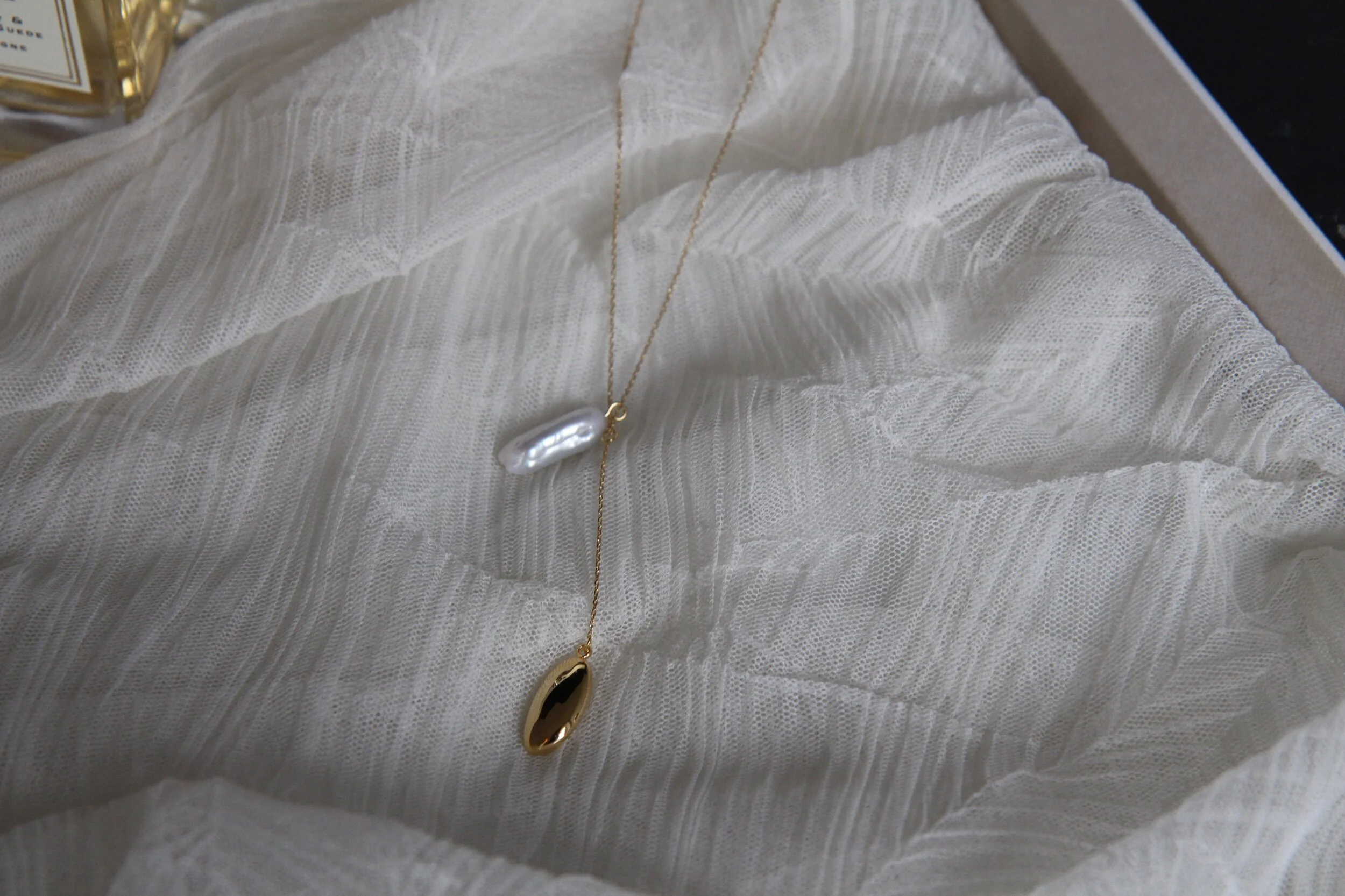 95786828-6483-47D0-85CB-6693035580D3