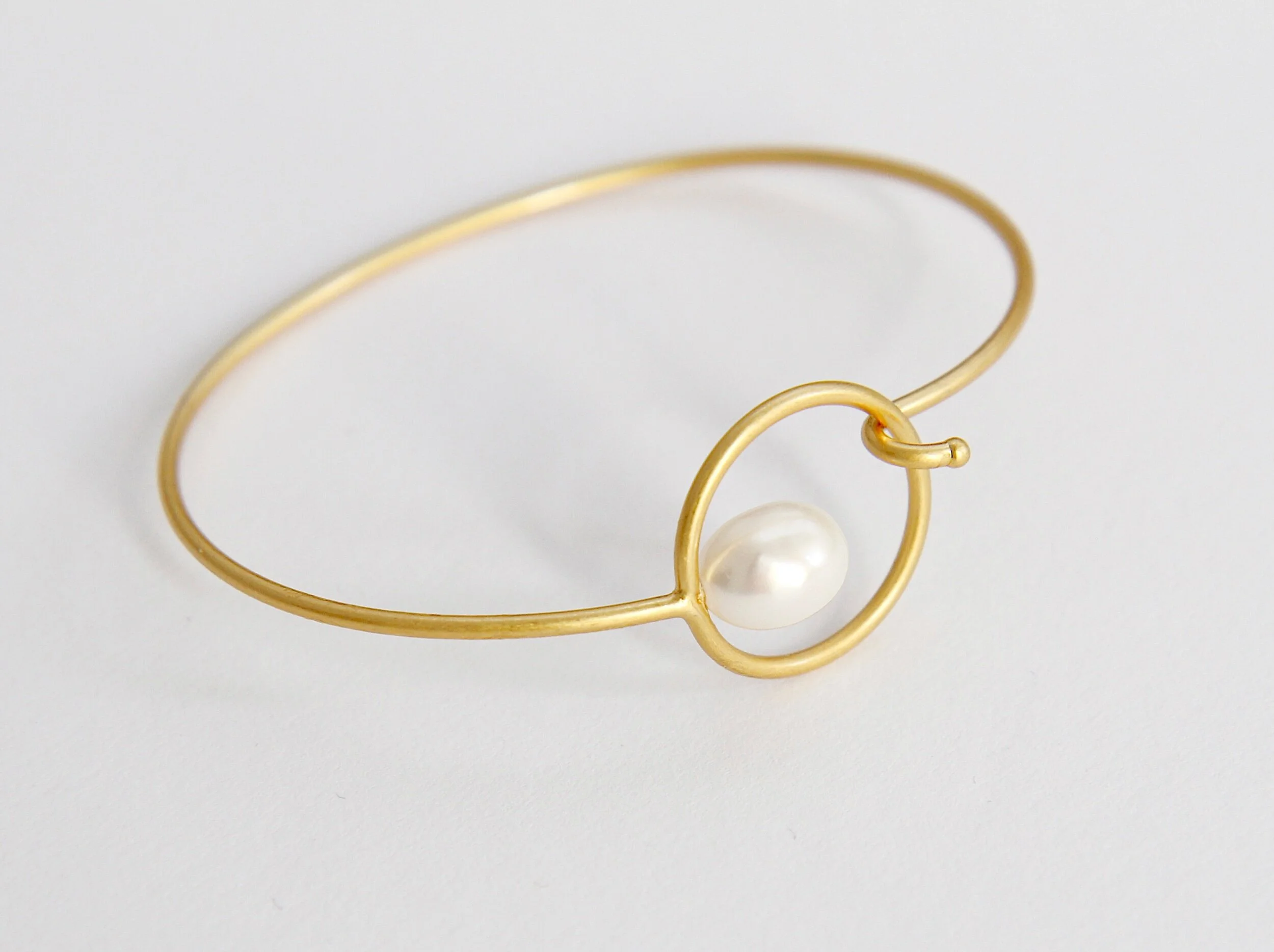 FBA4C64D-2A09-45E9-BCEB-835B373DC09E