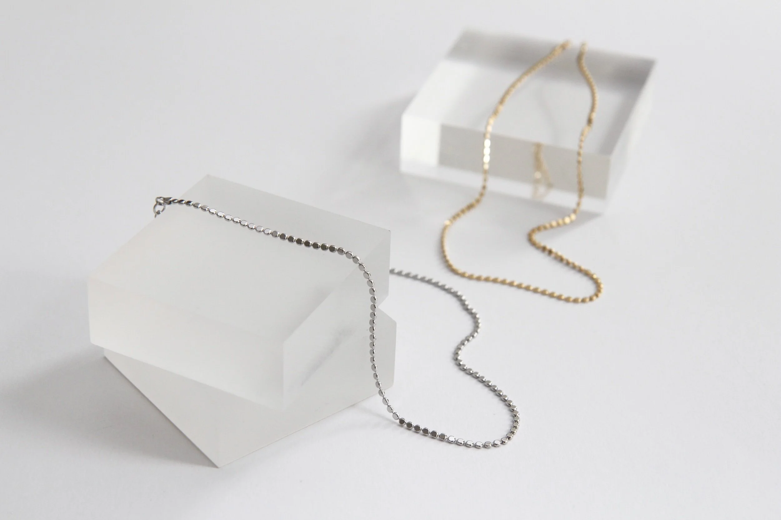 DAA246F1-26FF-44C2-9AB4-EAC28026D4D4