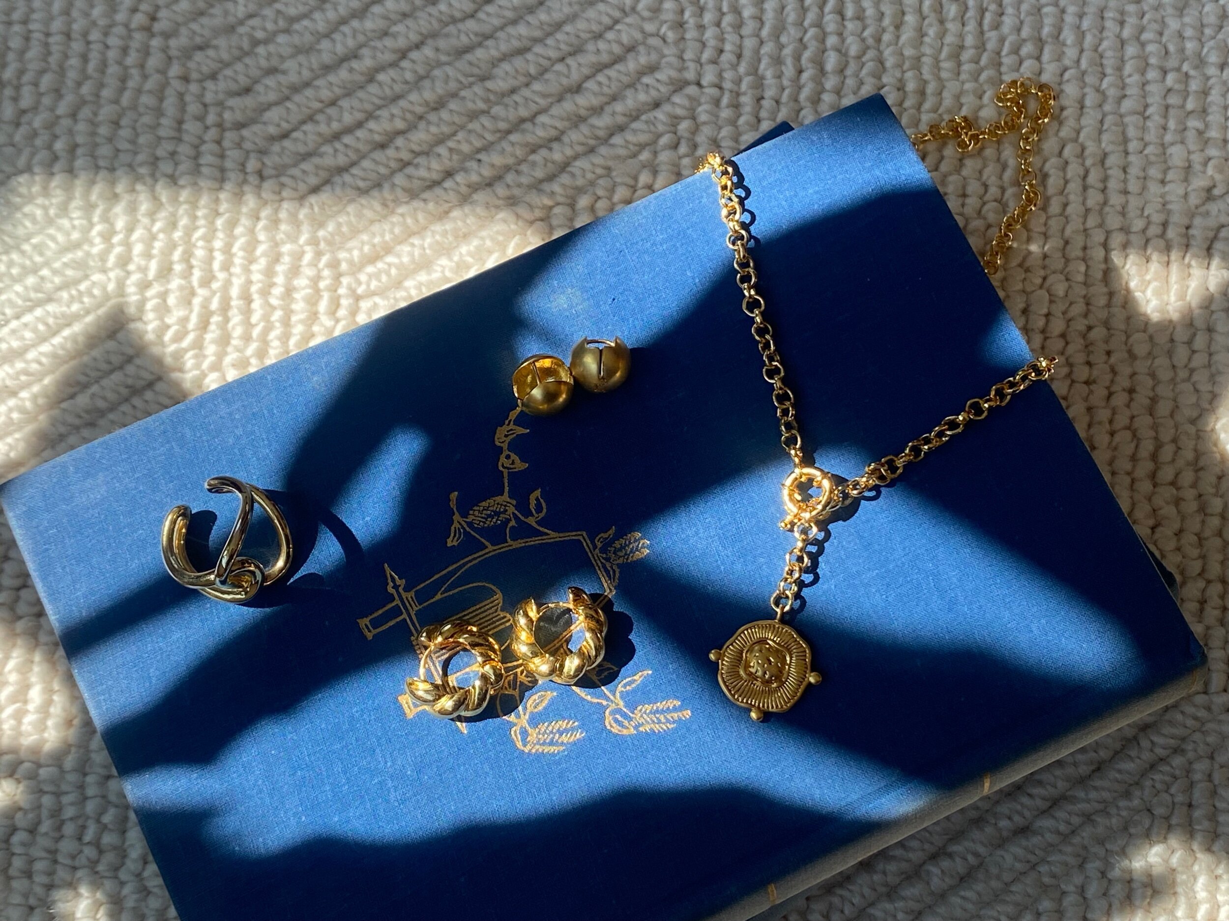 5BA82CB4-12C3-46B4-9716-230A8F9F6B28