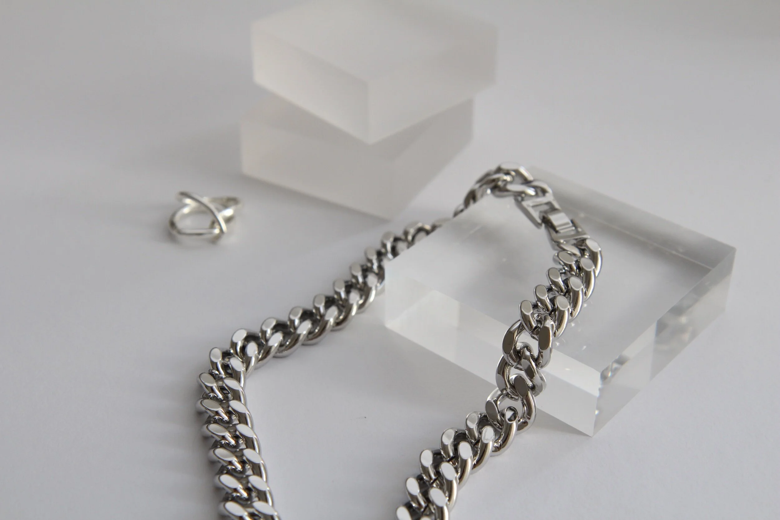 4562B24A-2FDD-478D-967C-123F6DE02204