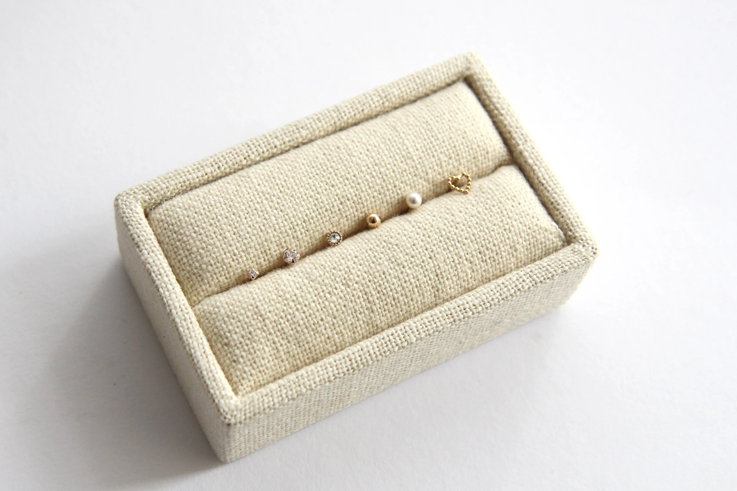 557393FF-B05D-4F4E-834E-FF768FBC455B