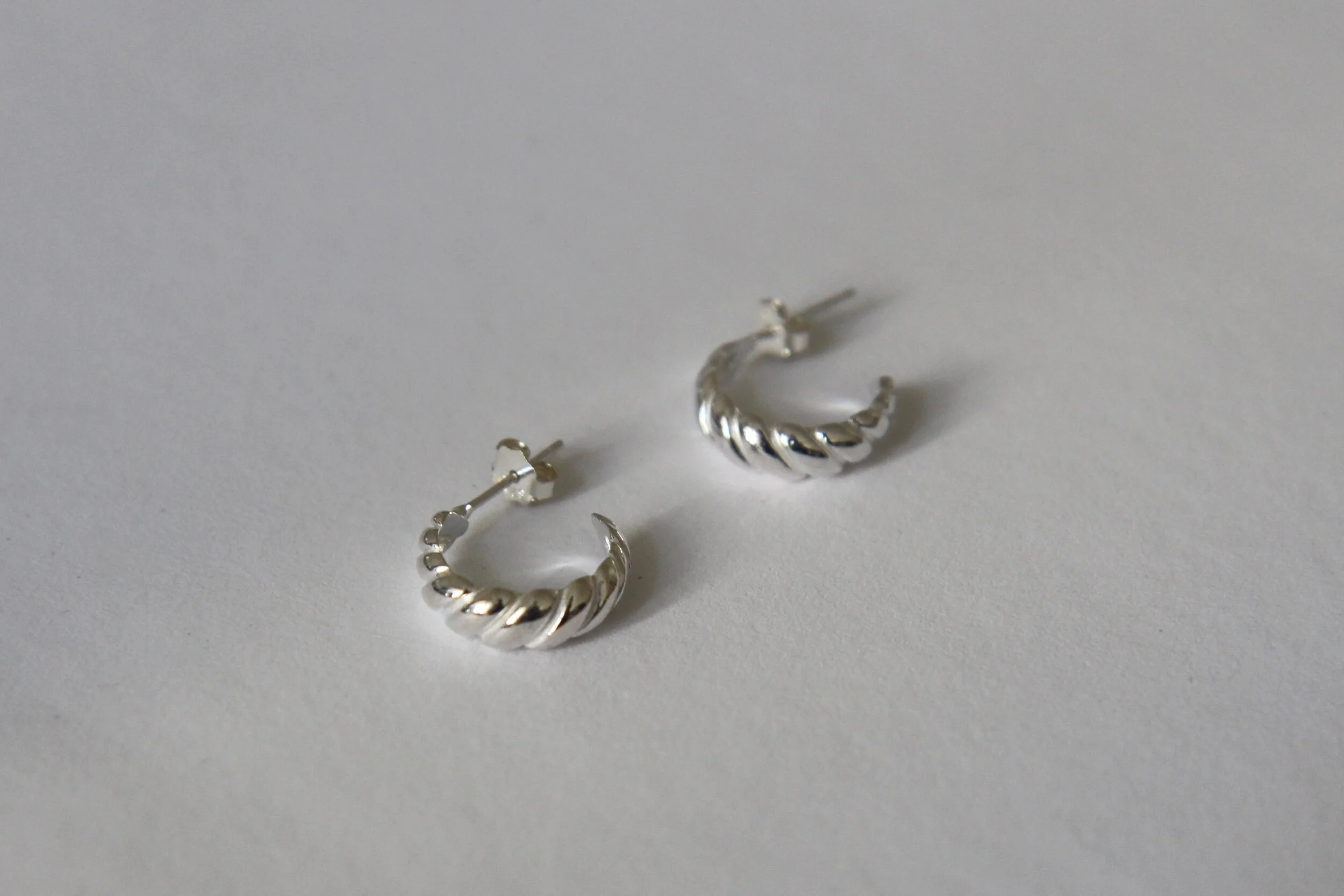 E6202890-26ED-4C59-A704-460FA4566A8D