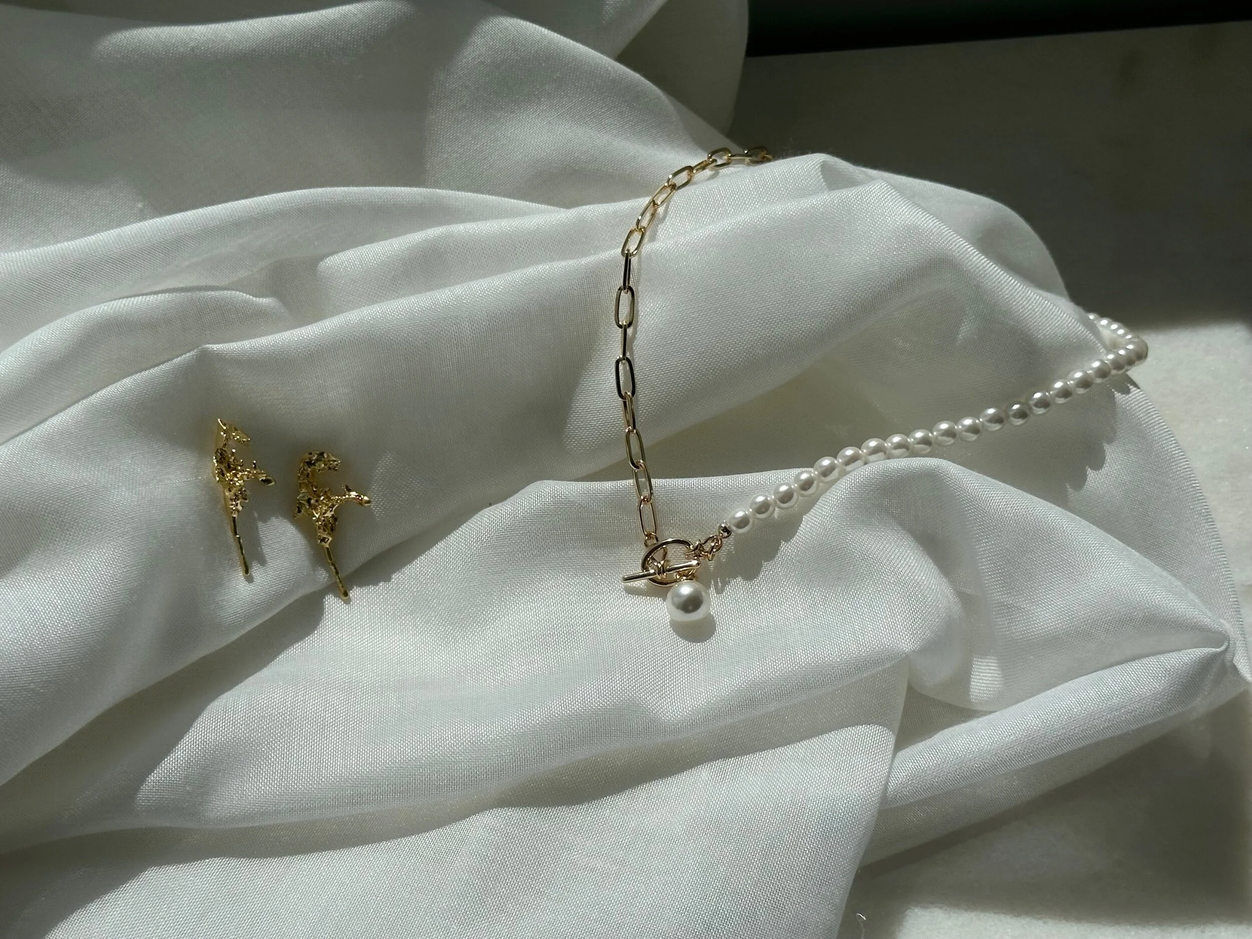 FFC2C413-E3A4-4E2C-96E4-812D7EF10AC8