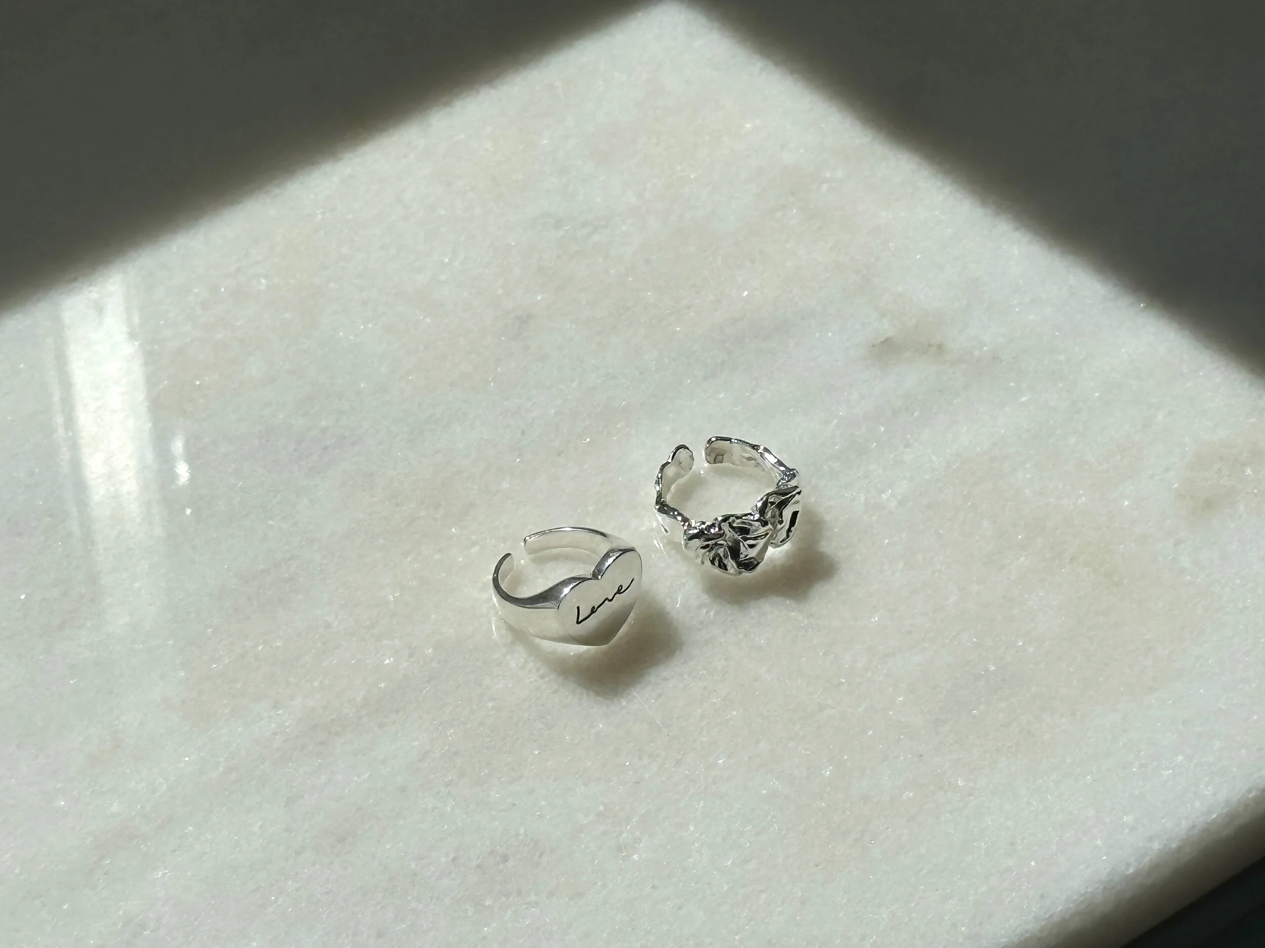 4DE21B12-0737-4543-B486-60B18486564F