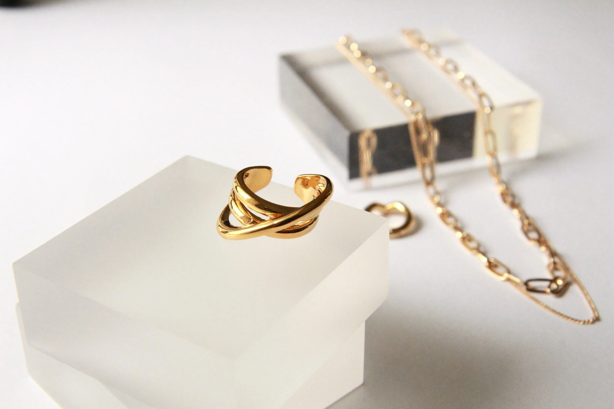 59AF2115-D35E-4BA7-BF28-71C679F1889F