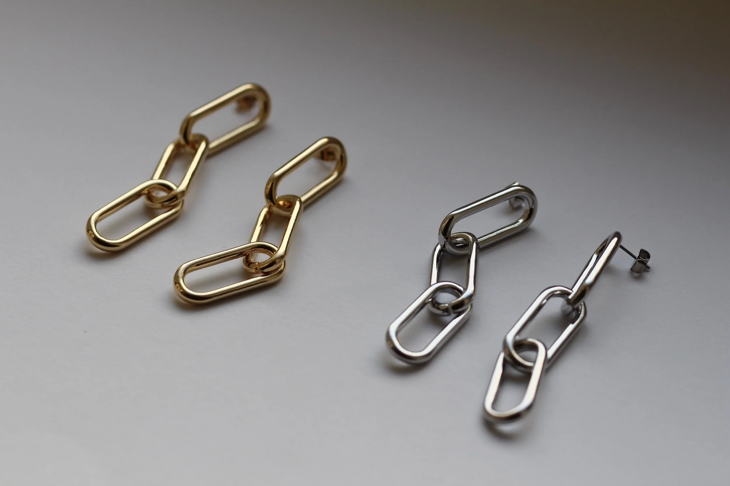 33C32BEB-C1BA-41A2-B6A6-1821C10620FF