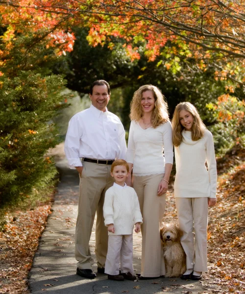 marquez-fam_012 20x24.jpg