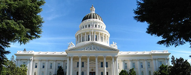 BUSINESS LEADERS TALK CLEAN FUELS WITH MEDIA