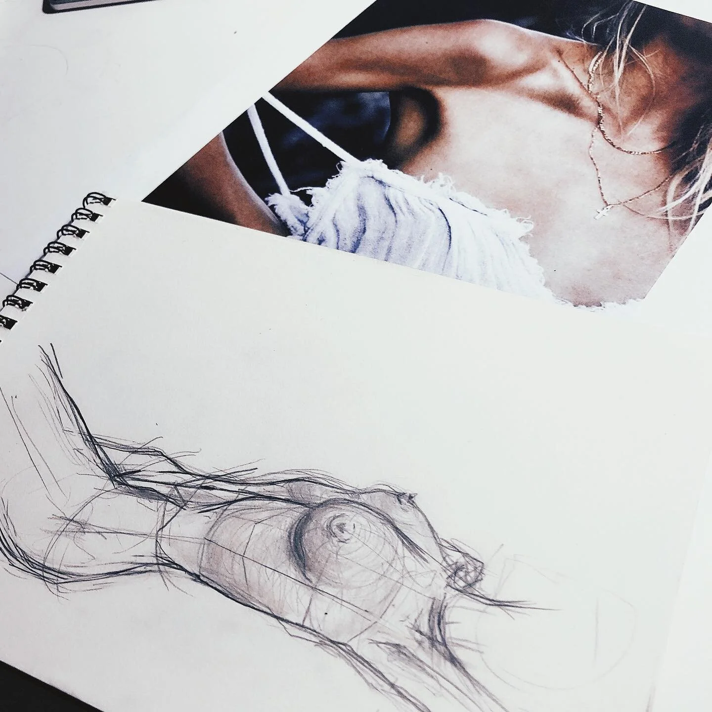 messy details help with proportions and muscle placement