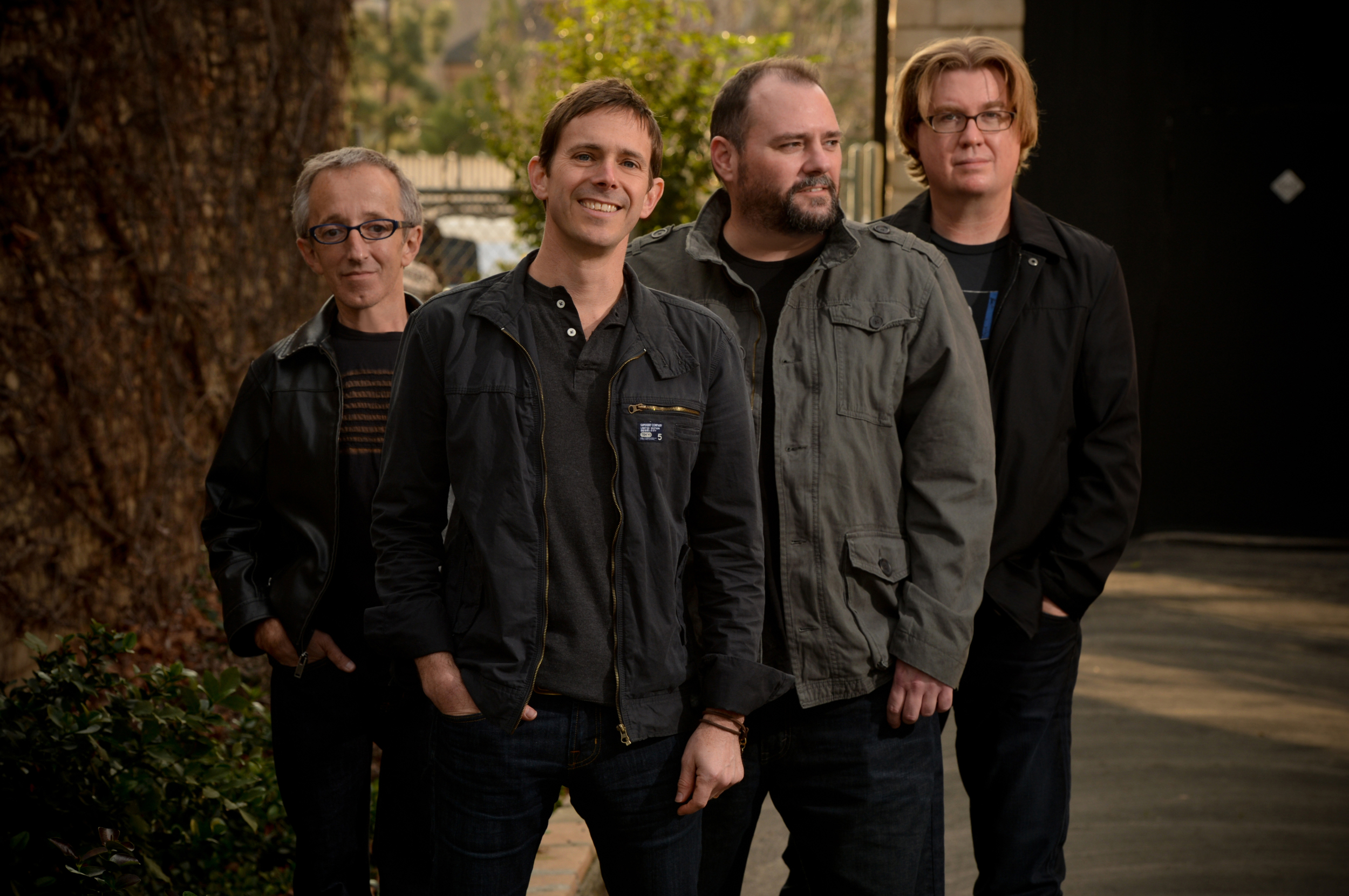 Toad The Wet Sprocket's Dean Dinning on Aug. 20 show at The Paramount, Debbie Gibson, and new music