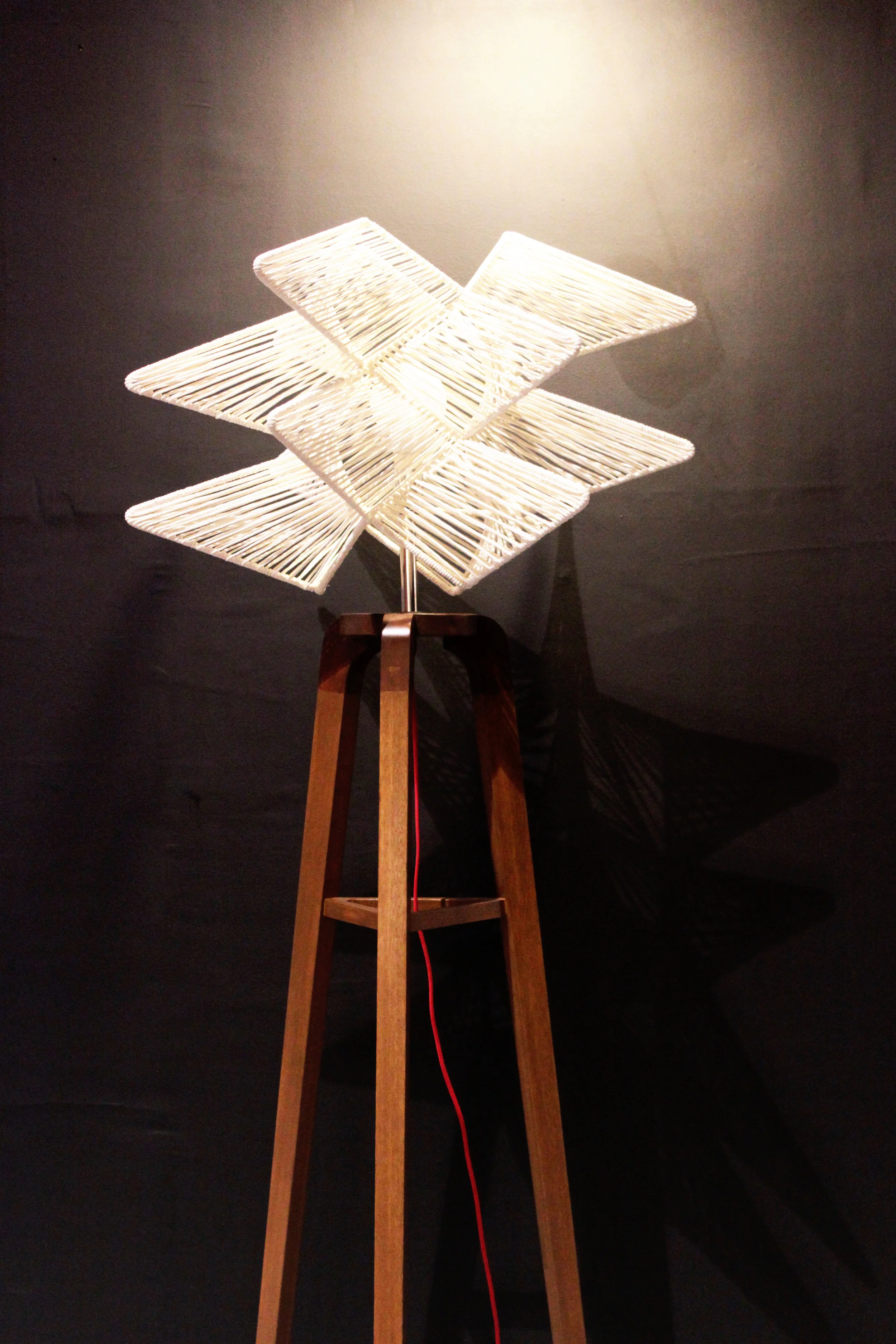 PAMANA Floor Lamp