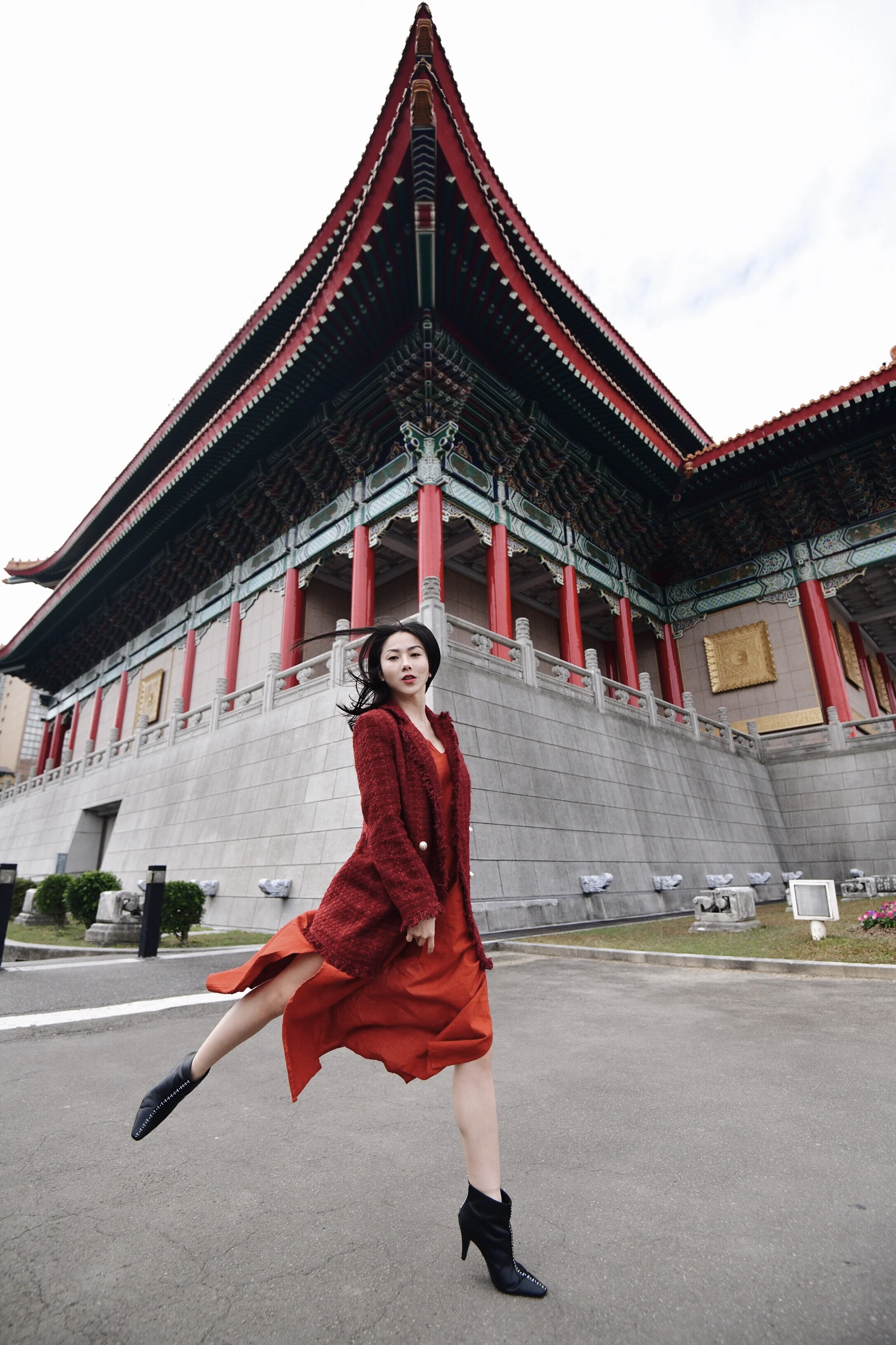 Three ways to style a tweed jacket 