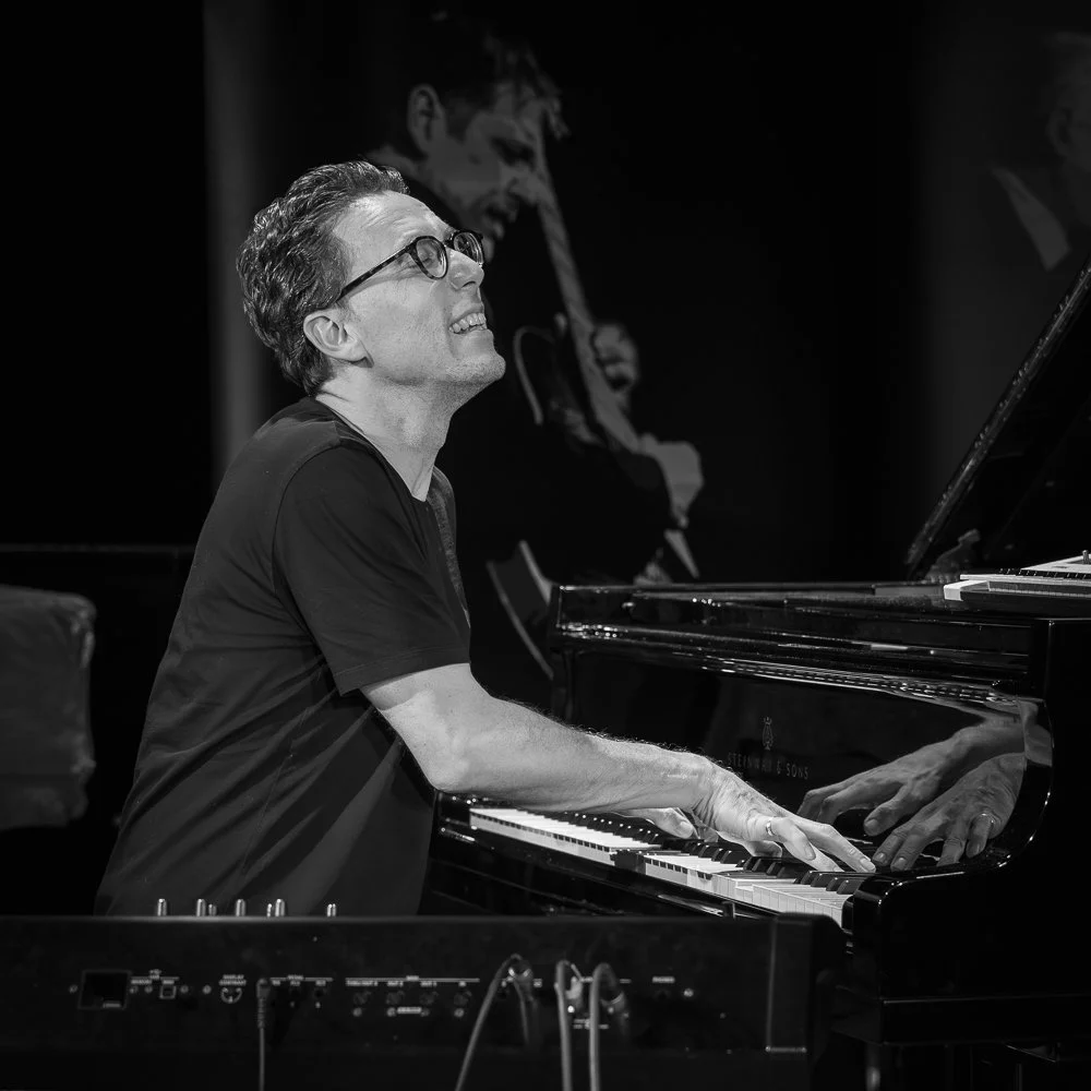 Bill Laurance B&W Small-0069.jpg