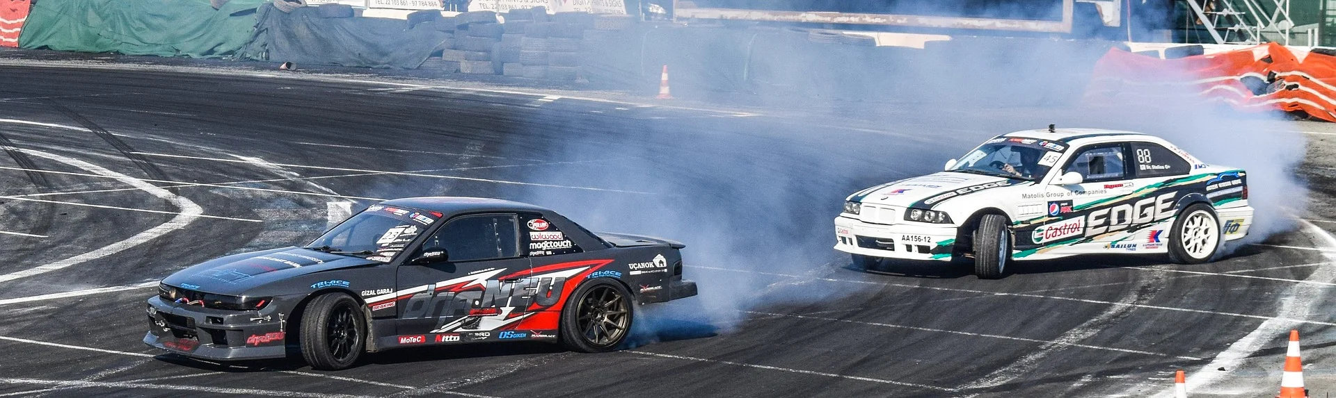 drifting-2396992_1920.jpg