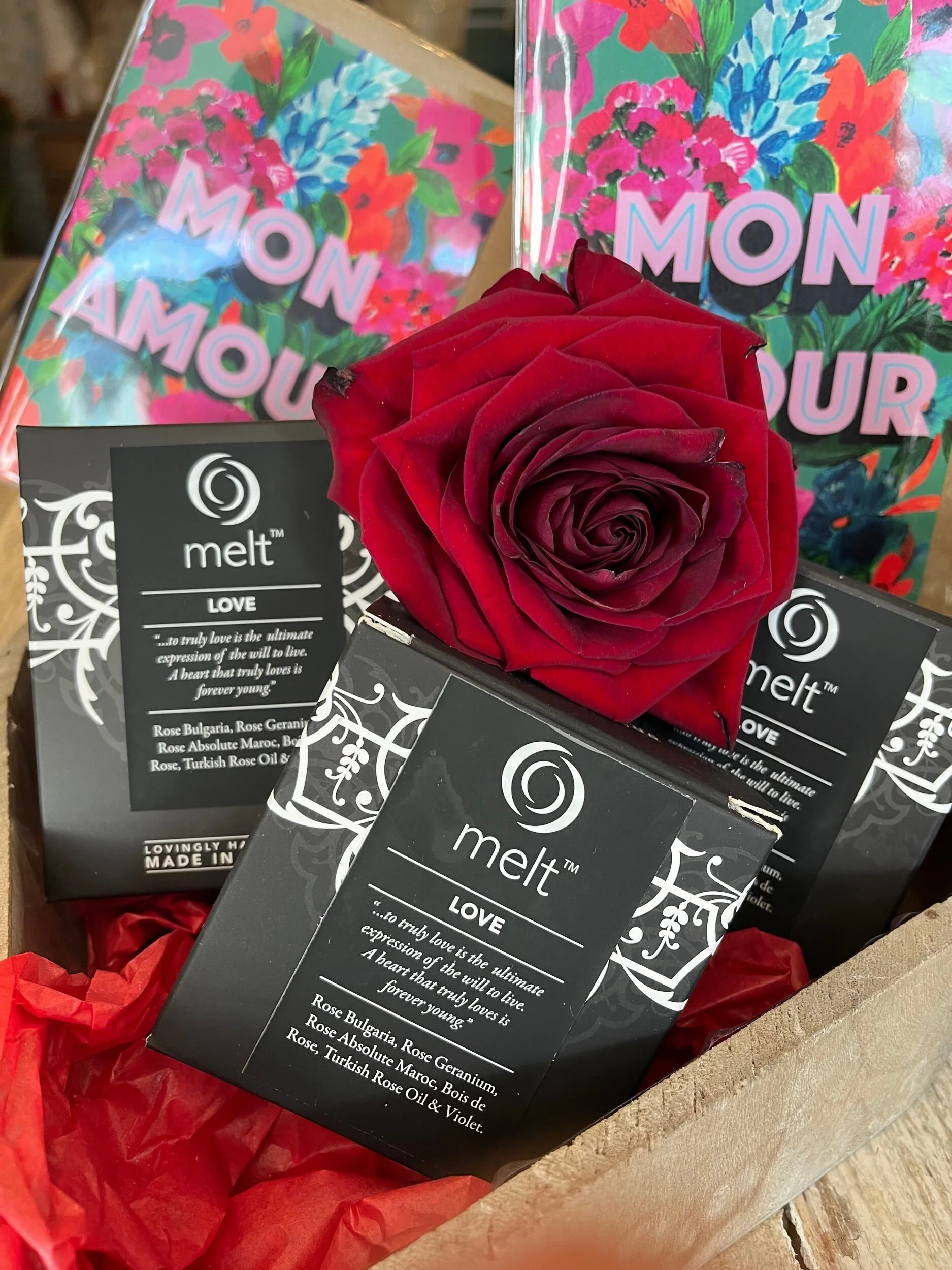 Add to my delivery - Love Candle Tin