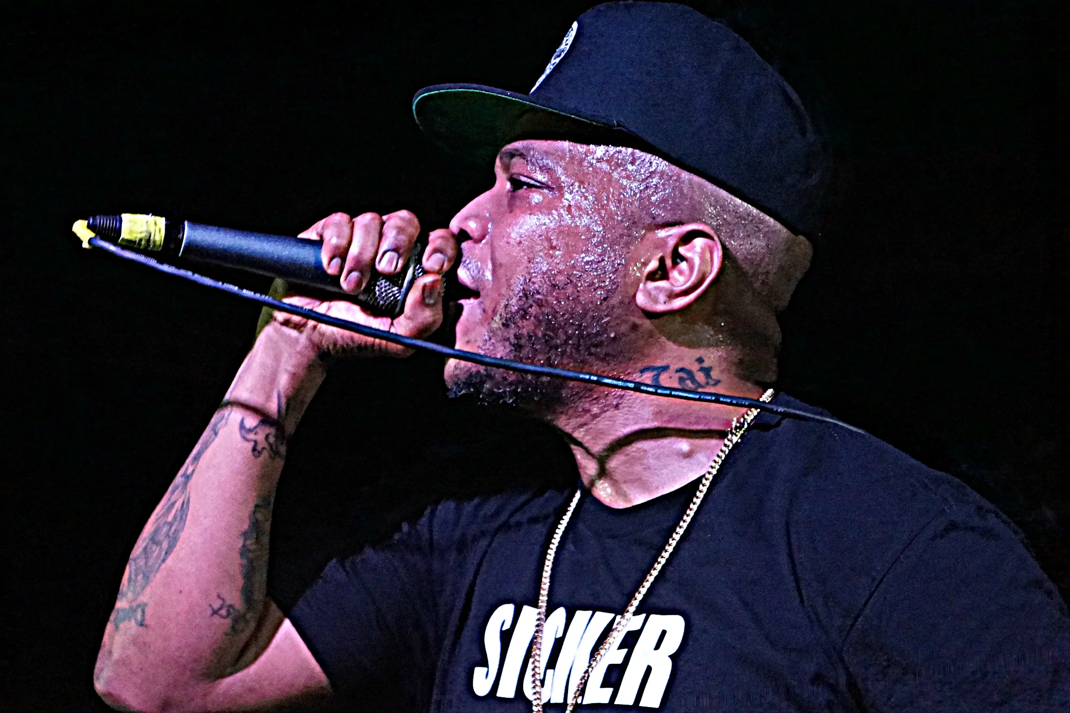Styles P performing