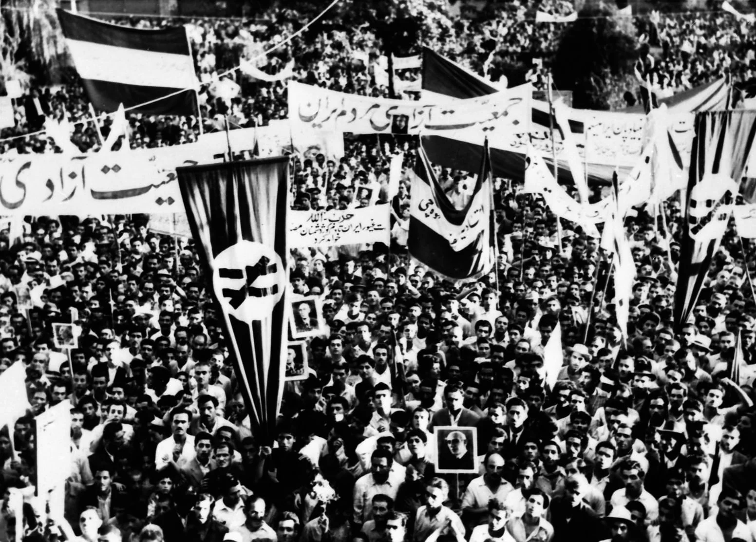 1953_Iranian_coup_d'état_-_Tehran_rally.jpg