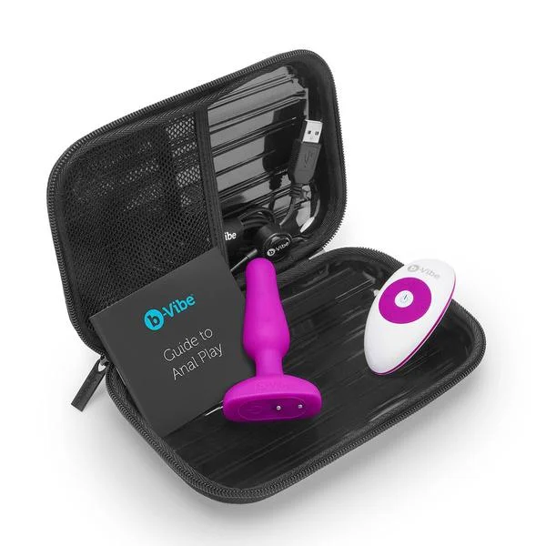 b-Vibe Novice Vibrating Butt Plug7.jpg