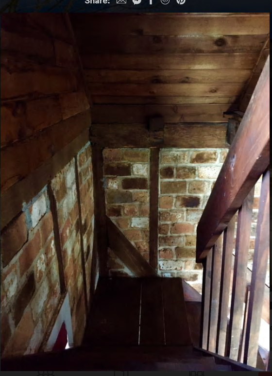cottage- stairs.png