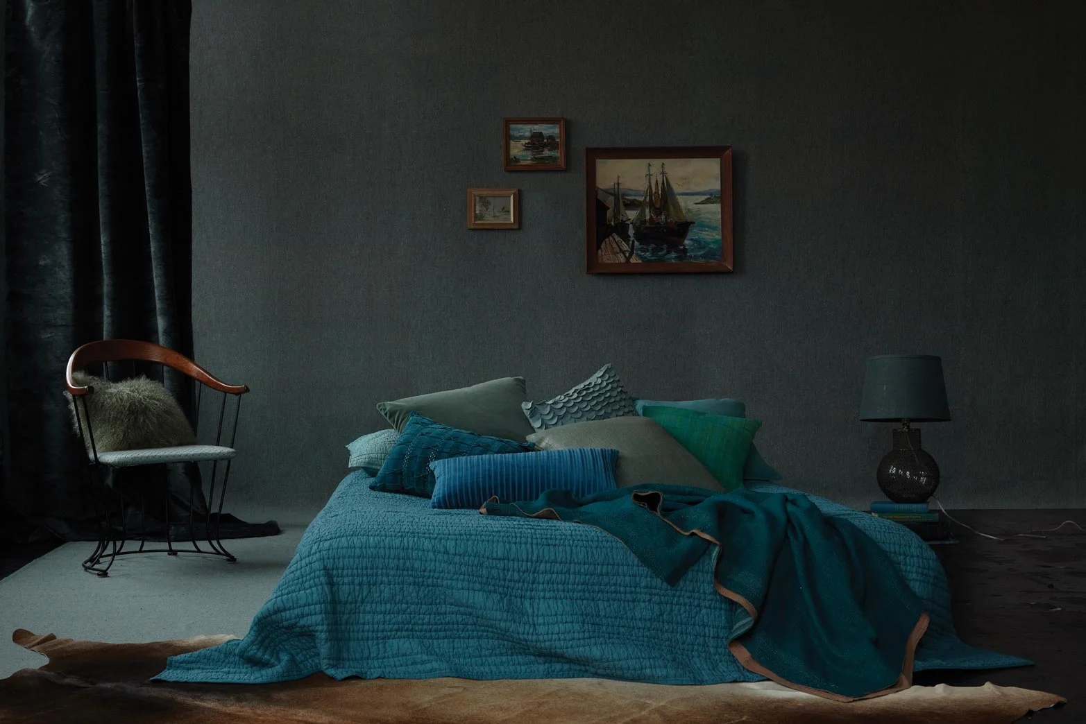 tyllie_blue_bedroom.jpg