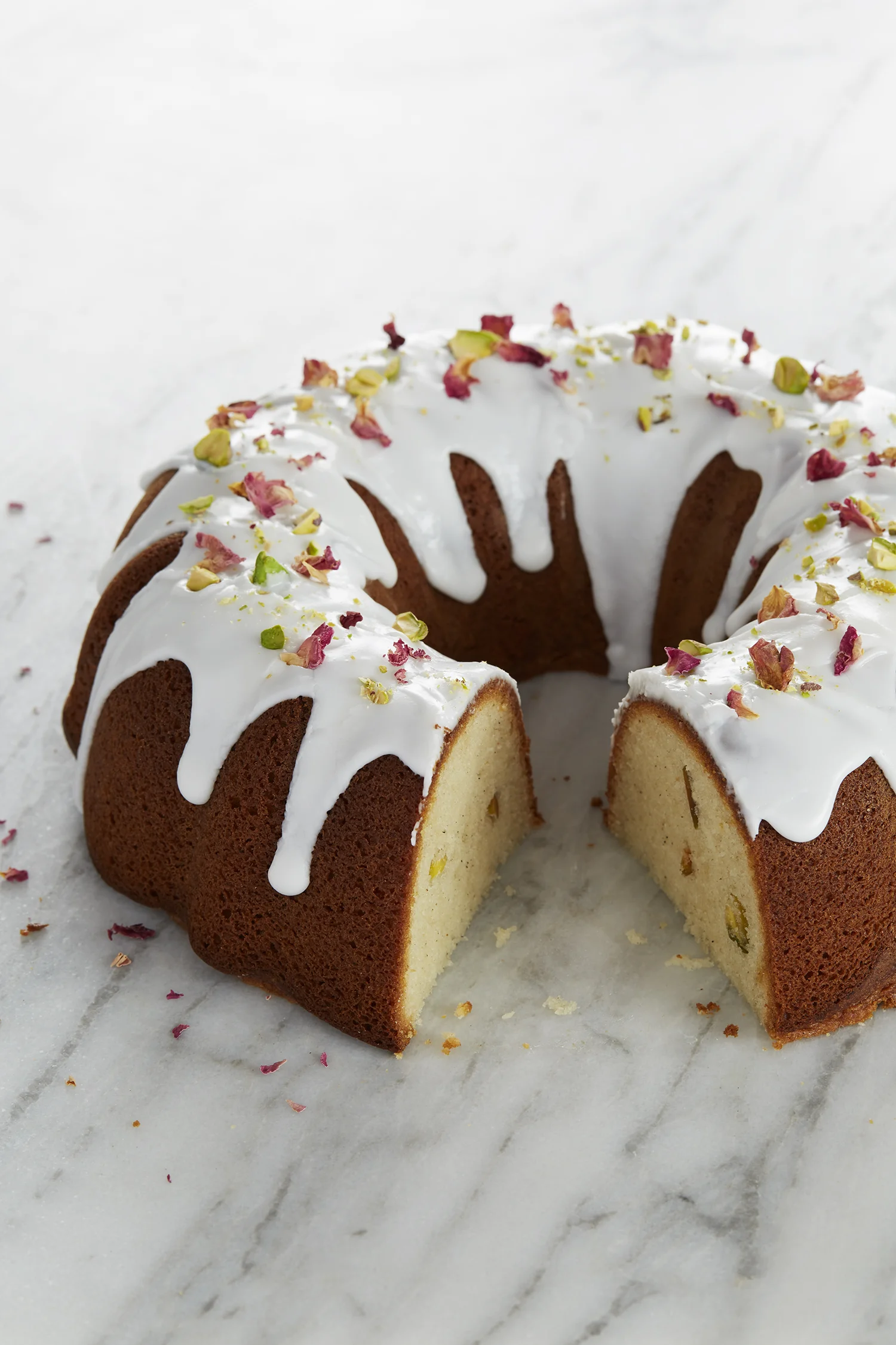 Bundt_cut.jpg