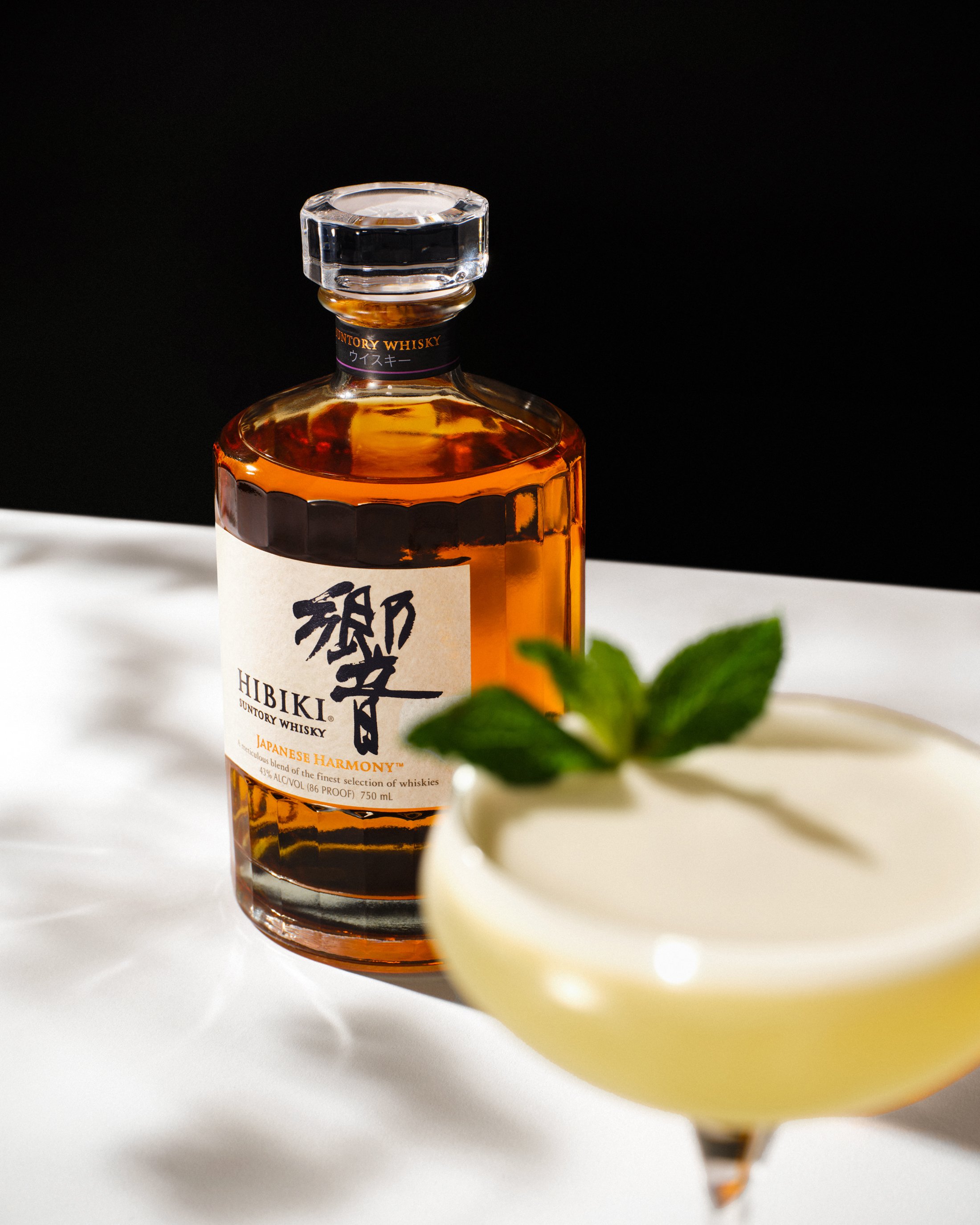 Hakuhodo_Suntory Whisky_Hibiki_Whisky Sour_Carousel_234.jpg