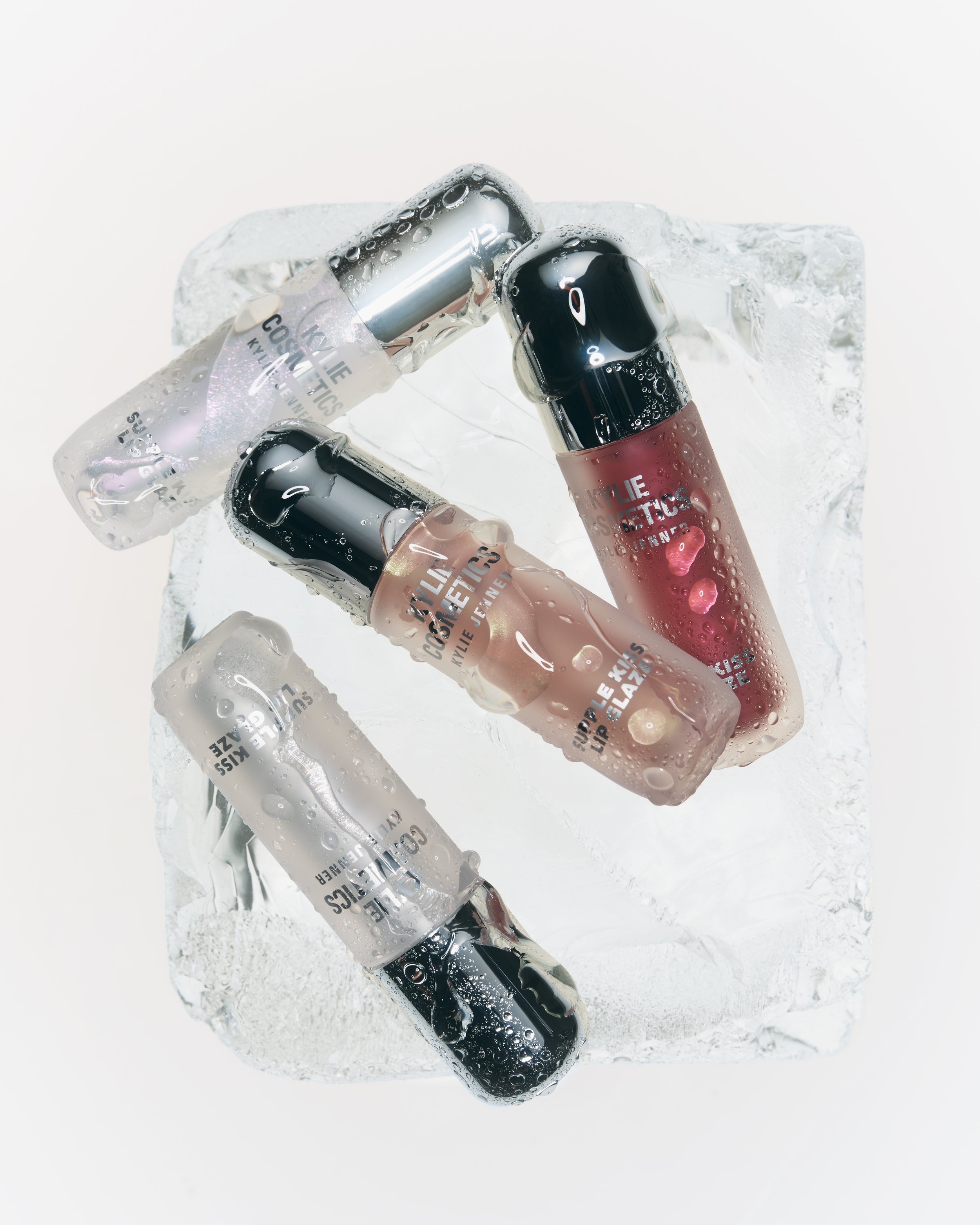   Agency  / Slate Studios ⓒ  Art Buying  Art Direction  Casting  Production  Retouching Management 