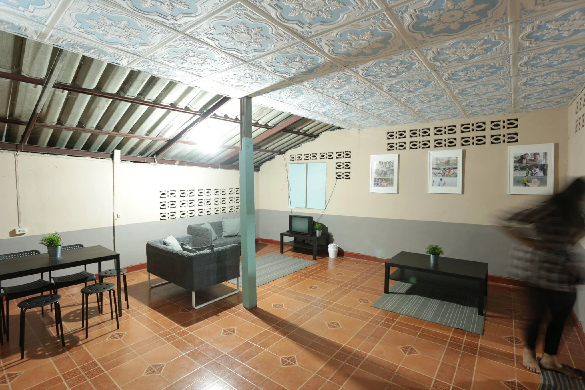 room6.jpg