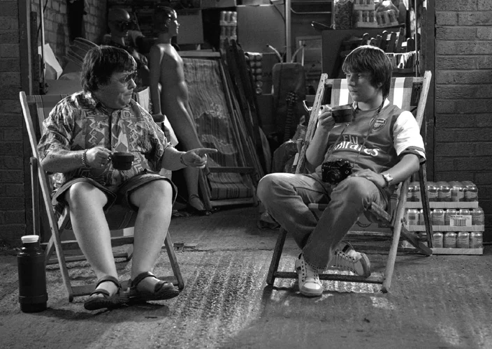 Somers Town, feature film directed by Shane Meadows (set decorator credit)