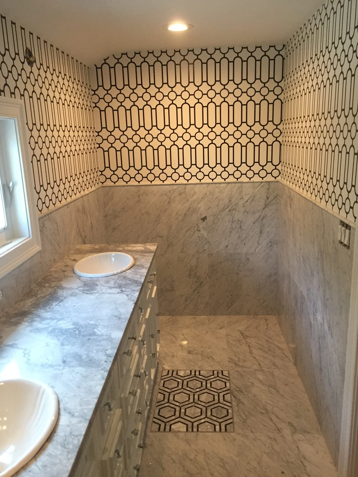 Wallpaper done, sinks in