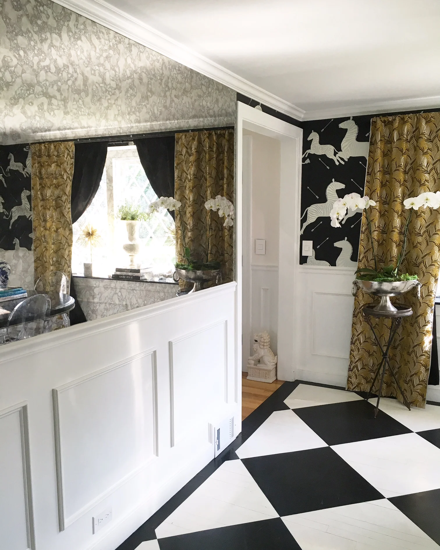 This vintage mirror glass was one of the first things I envisioned for this room and it was the last piece to be installed. 