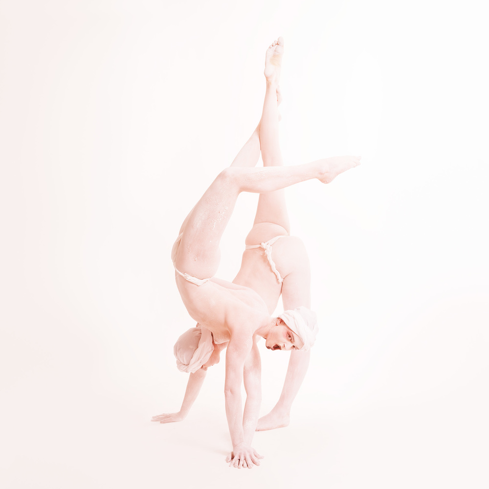 Butoh+dance+Phylactere+Antonia+Dolhaine+Damian+Siqueiros+BTO-2247.jpg