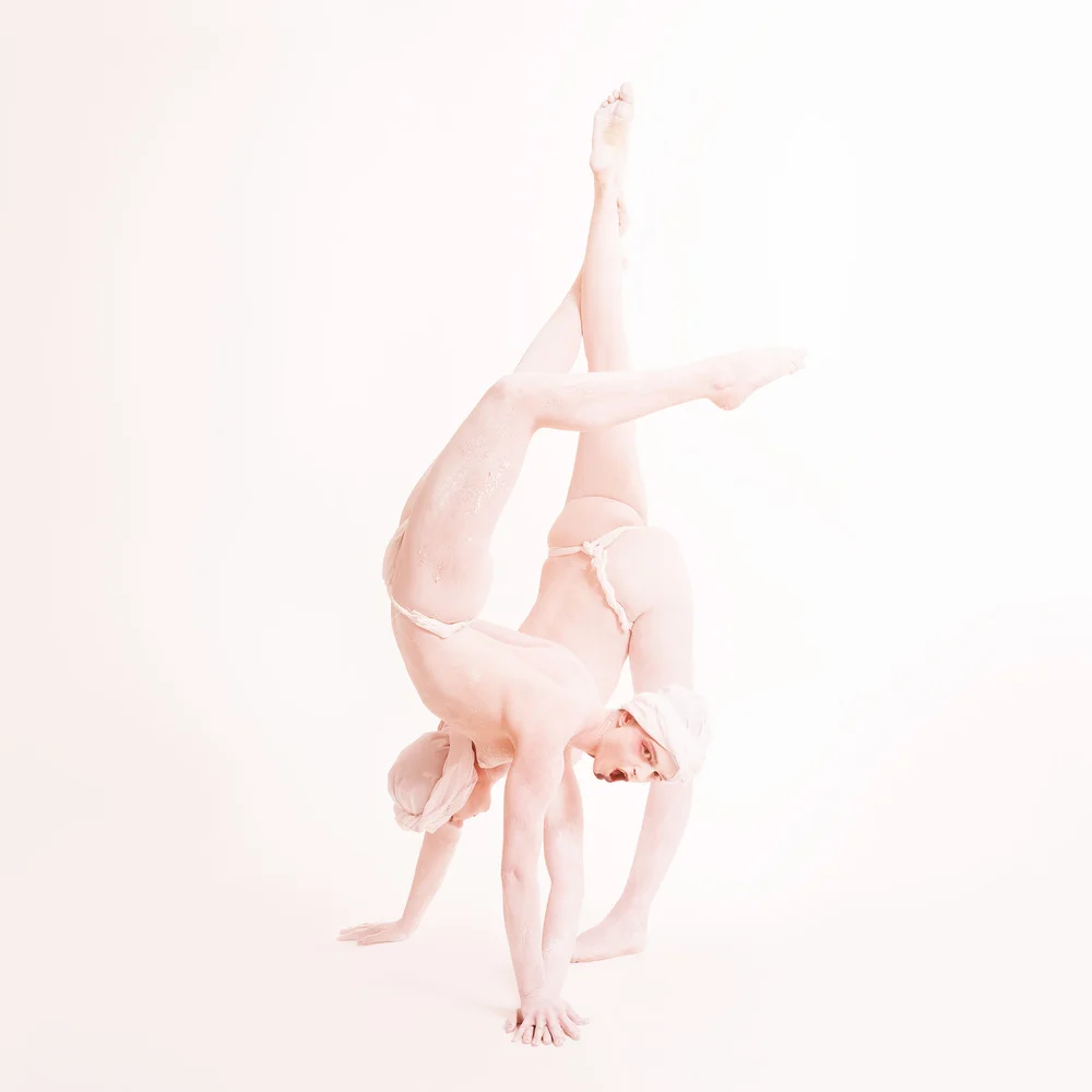 Butoh+dance+Phylactere+Antonia+Dolhaine+Damian+Siqueiros+BTO-2247.jpg