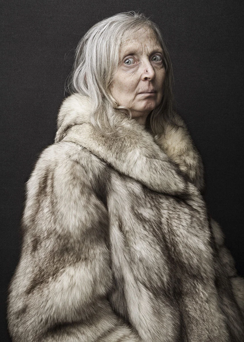 Niko_Giovanni_Coniglio_Daniela_Portrait_of_my_mother_0000.jpg