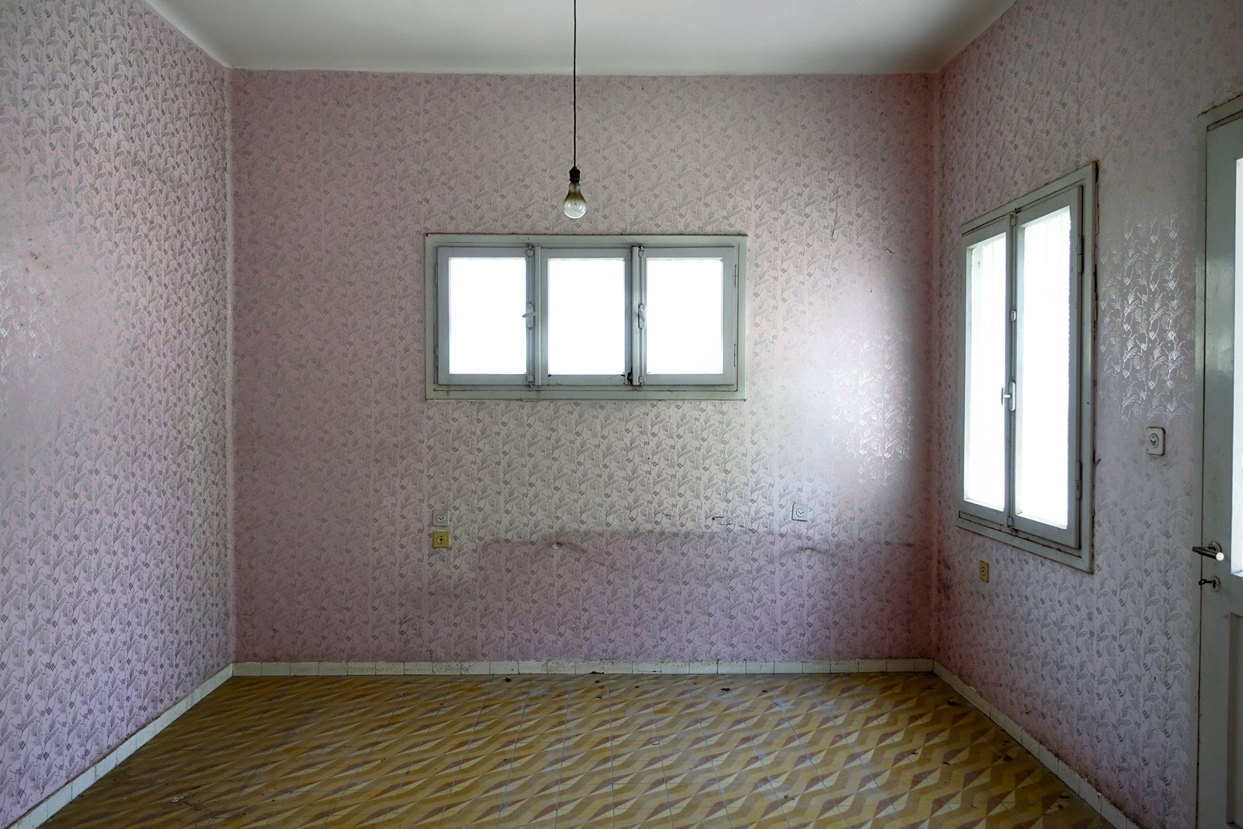Yael Argov Hacmun - Yael_Argov_Untitled(Room)_Tel_Aviv_2016.jpg