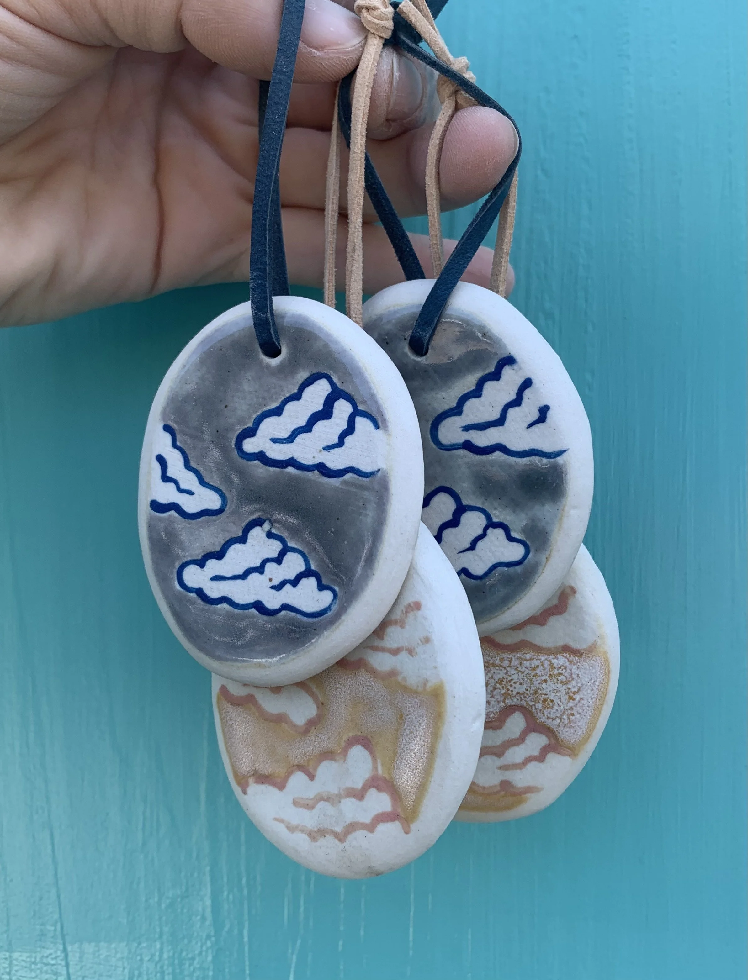 Queer Sober Happy Hour: Ornaments! Sunday, December 14, 6-8p (single session)