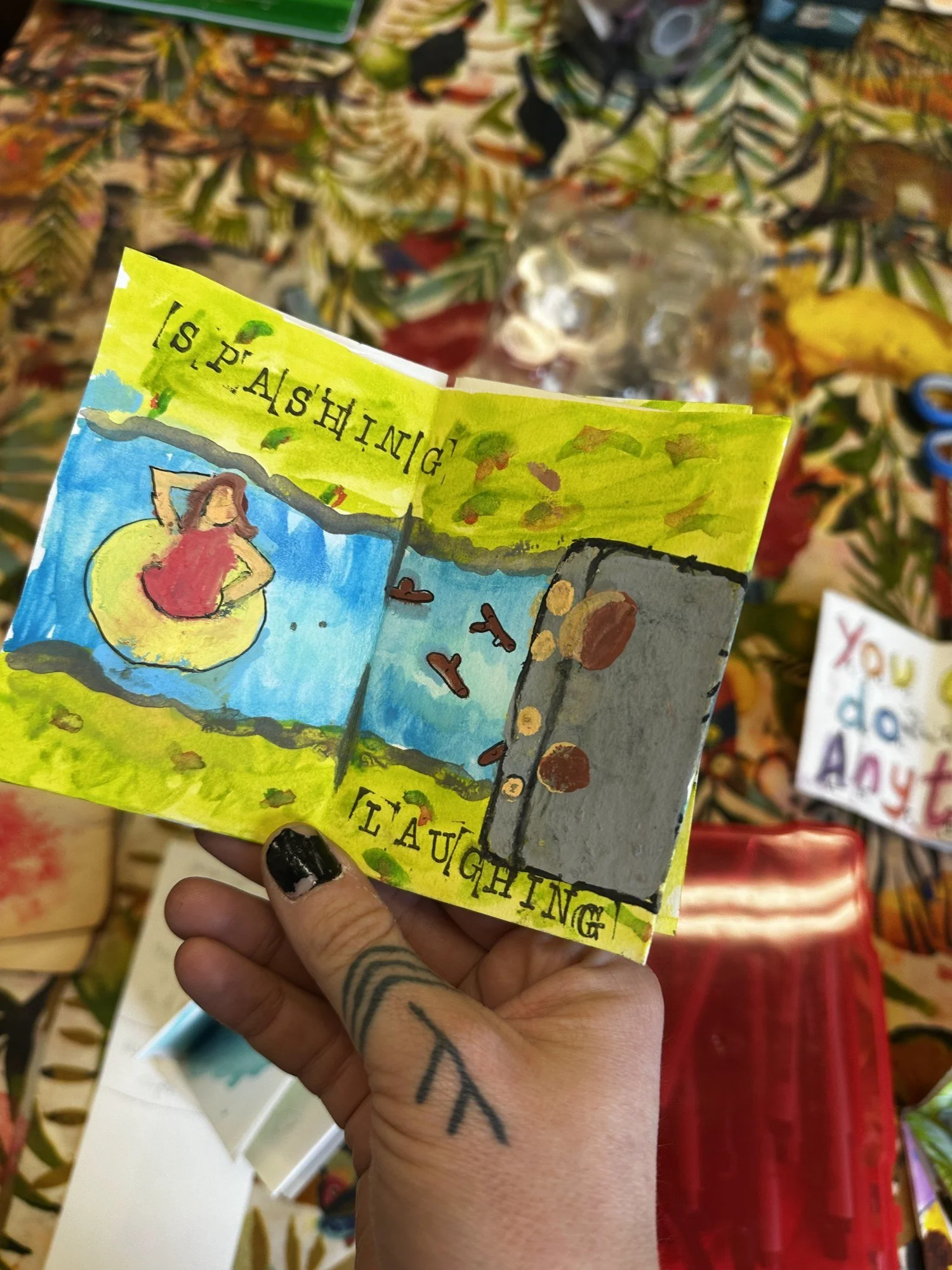 06-zine-splashing.jpg